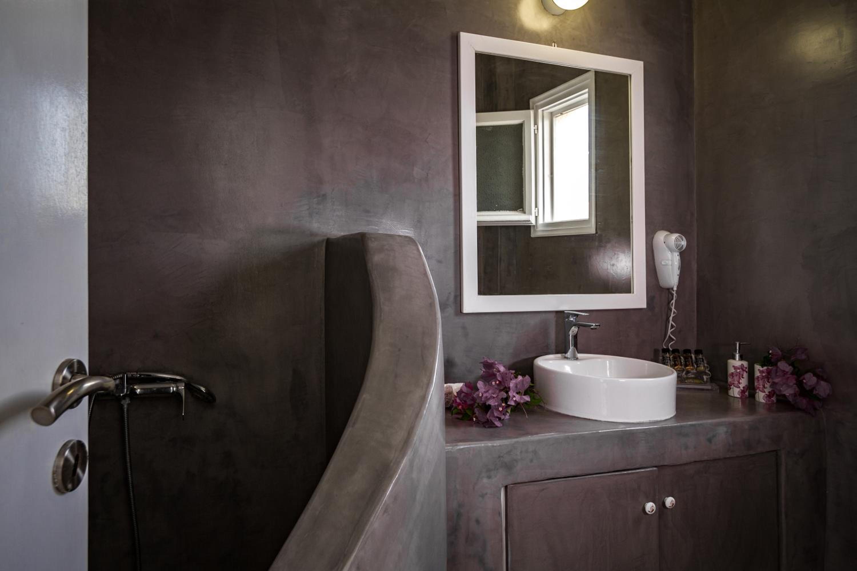 White Suite Panoramic View - Photo 9