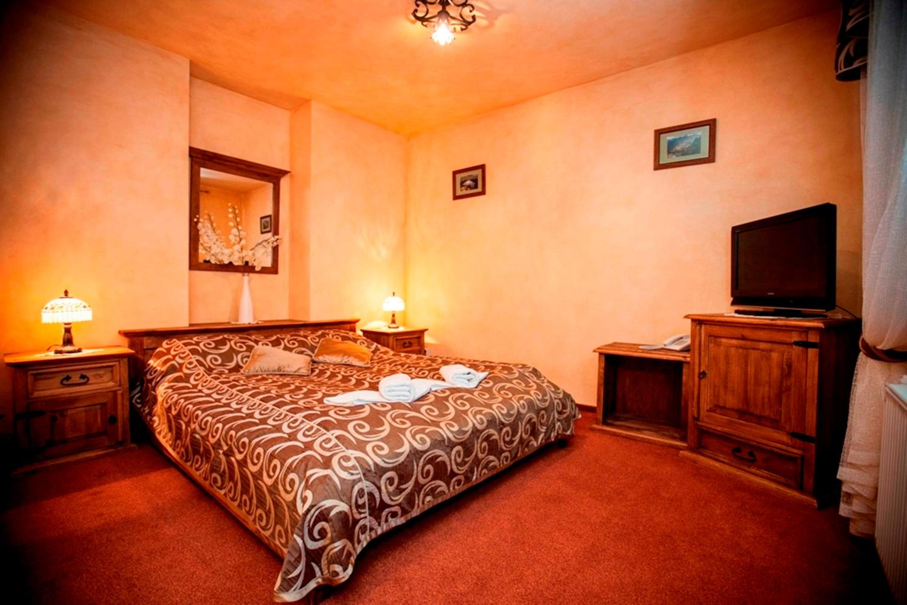 Studio Apartment - Photo 10