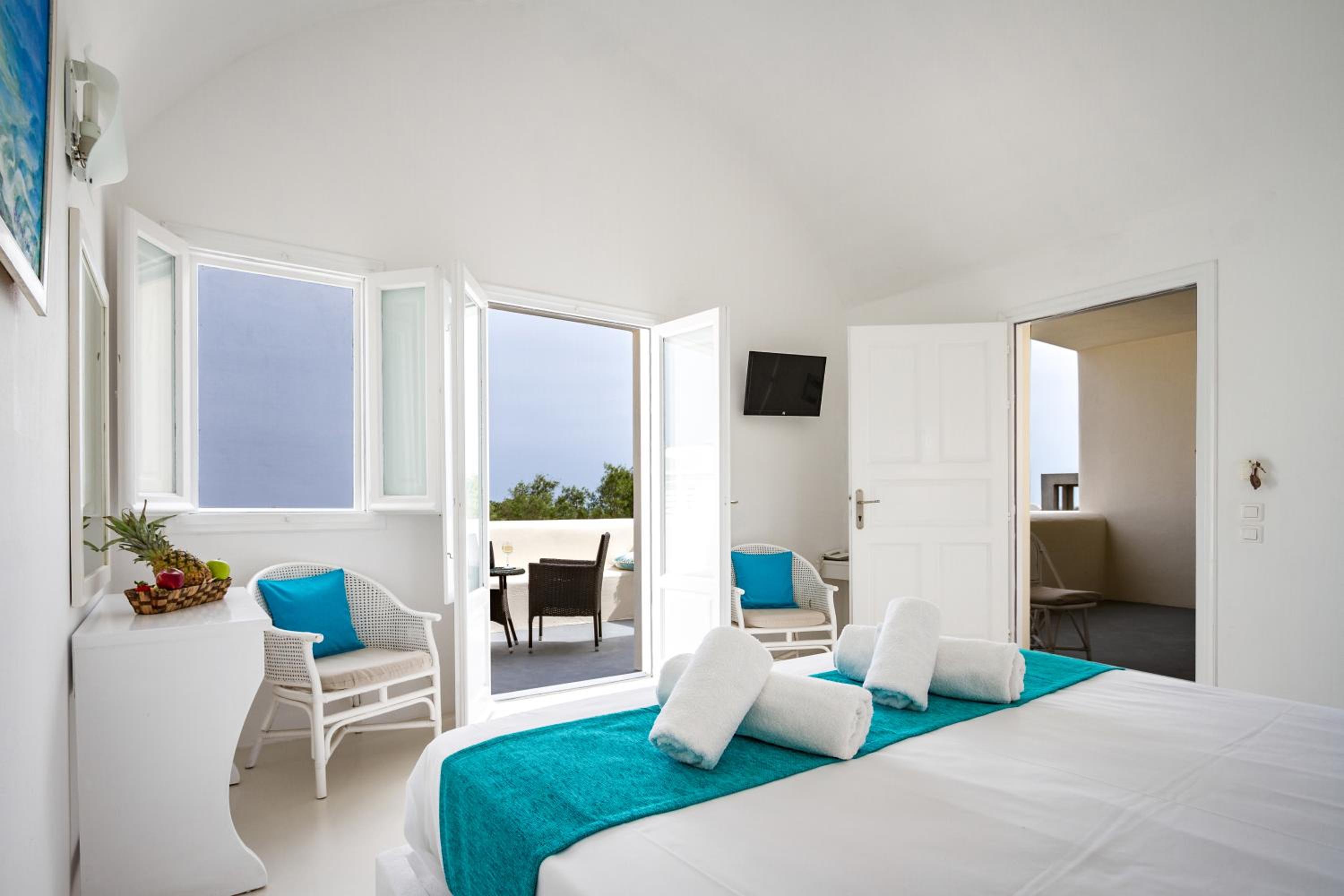White Suite Panoramic View - Photo 4