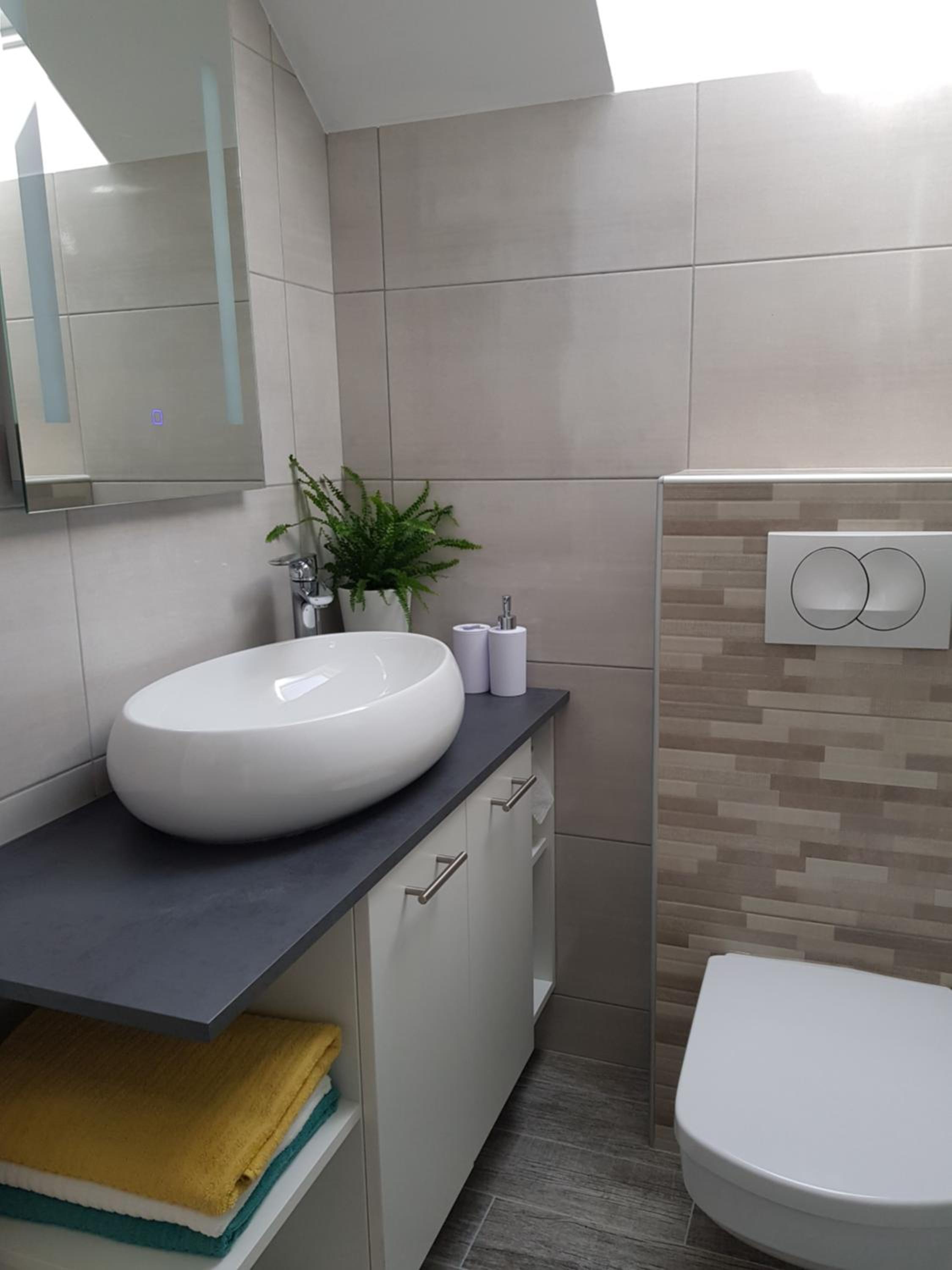 One-Bedroom Apartment - Photo 21
