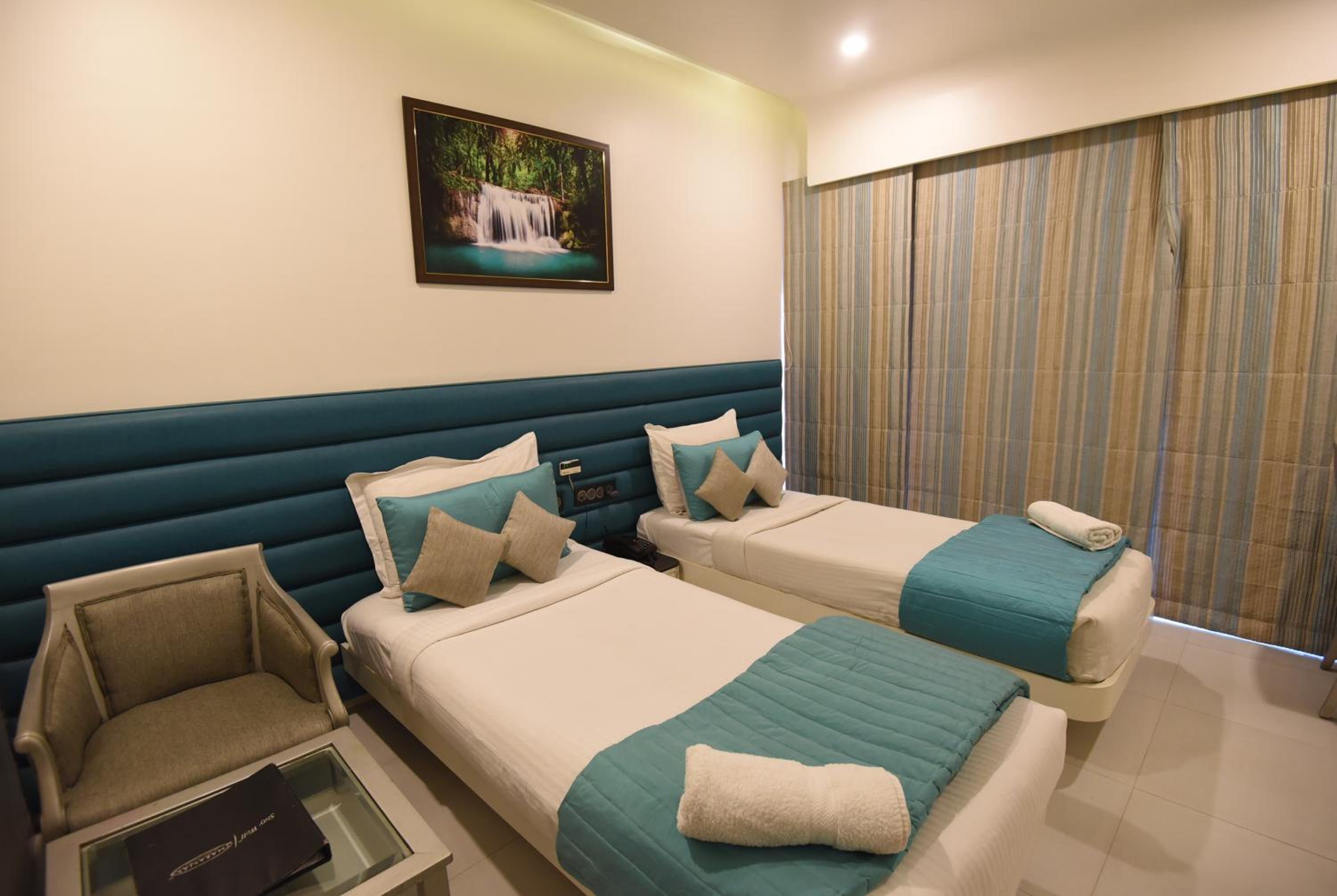 Deluxe Double Room photo 2