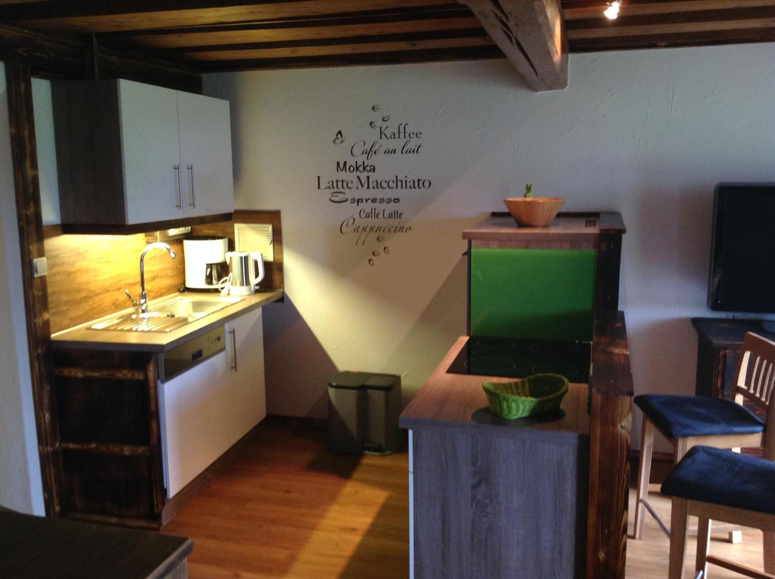 Apartment with Mountain View photo 3