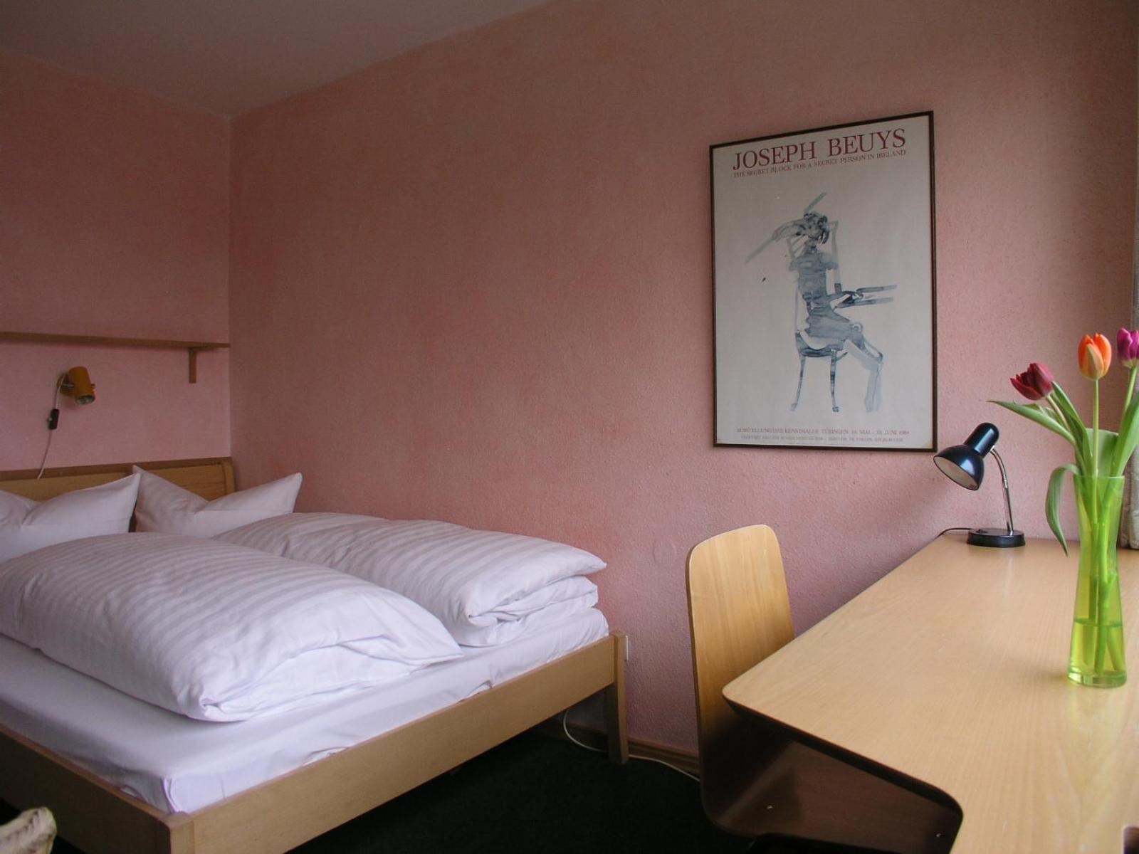 Small Double Room photo 2