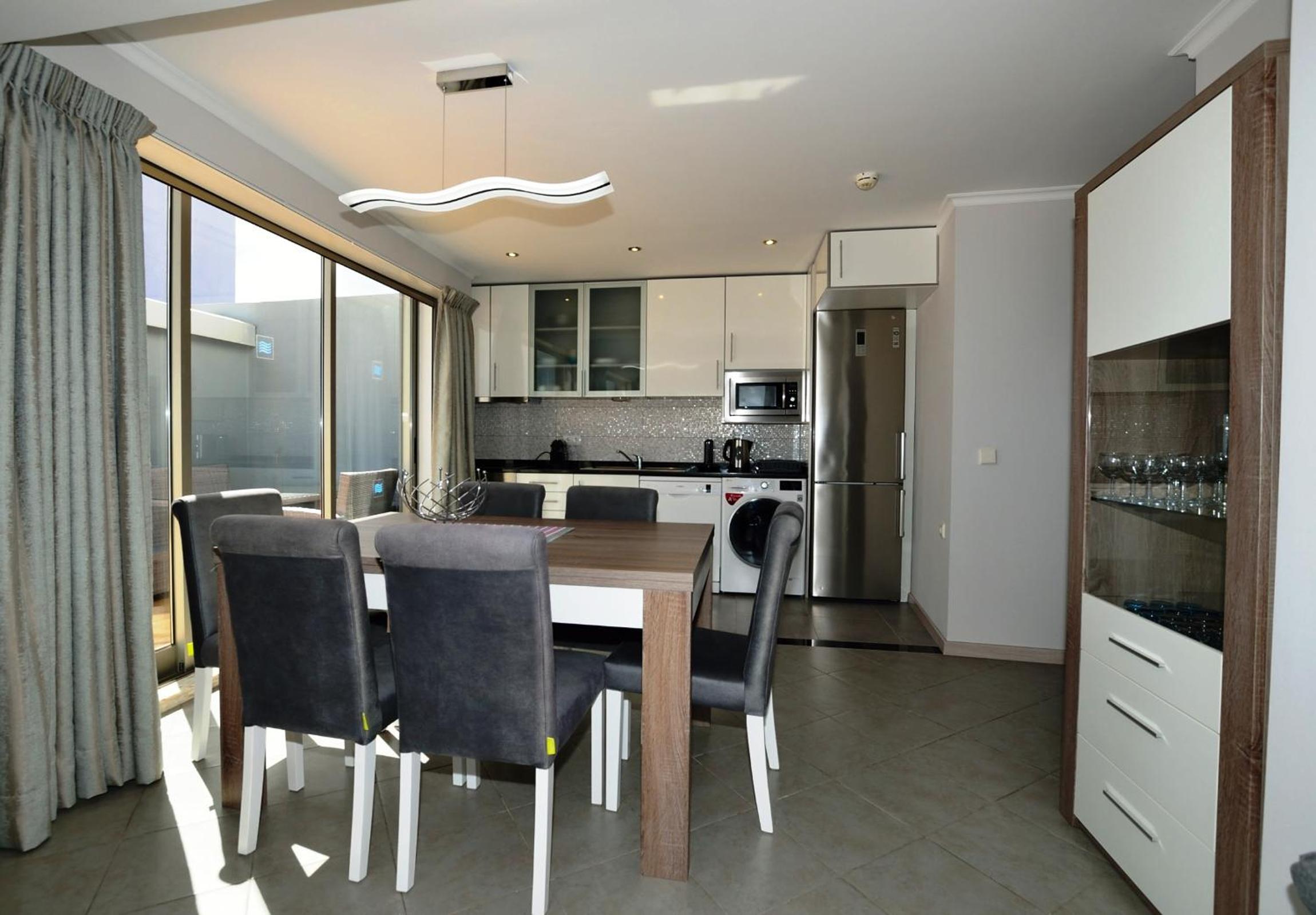 Superior Two-Bedroom Apartment with Terrace - Photo 13