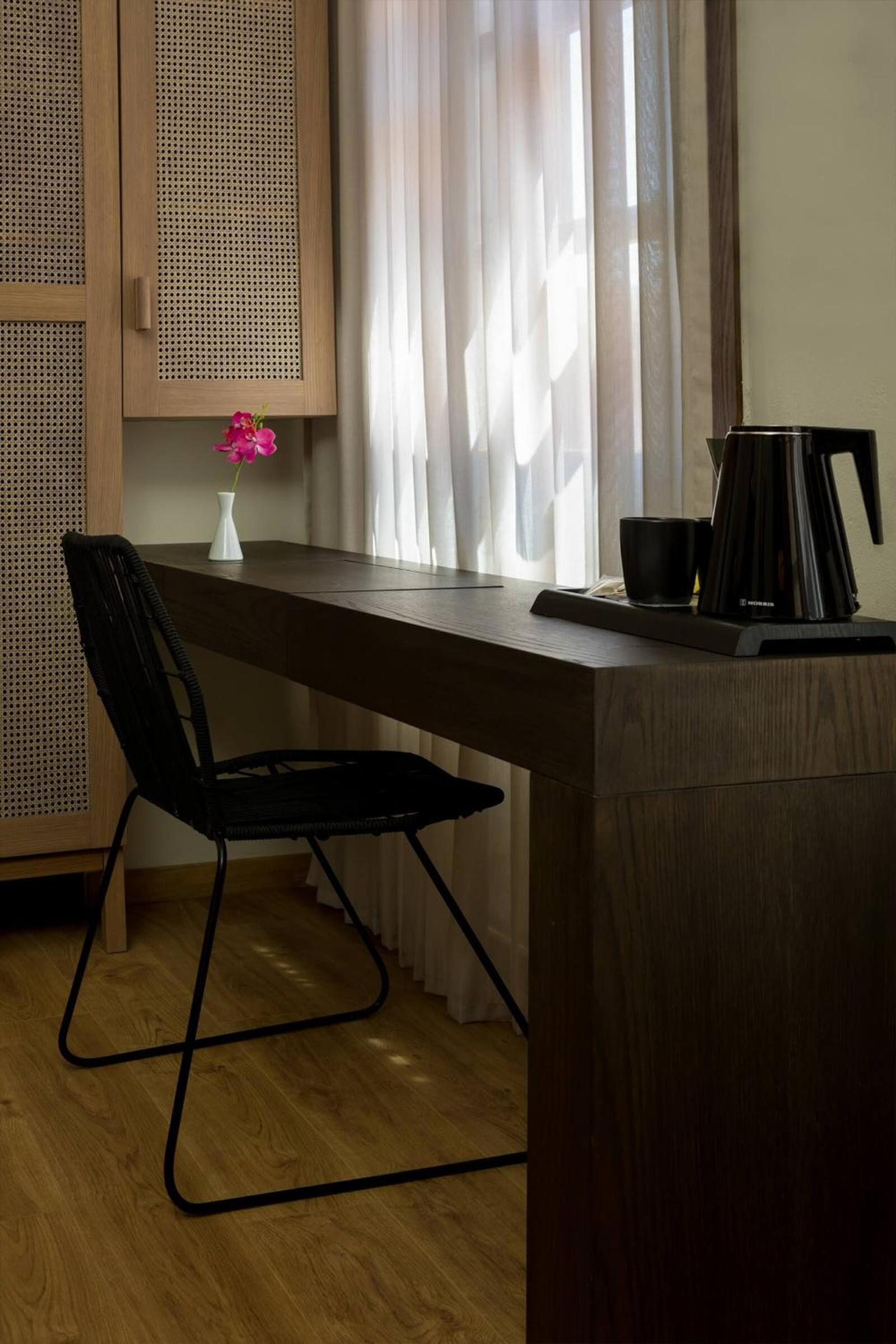 Budget Double Room - Photo 3