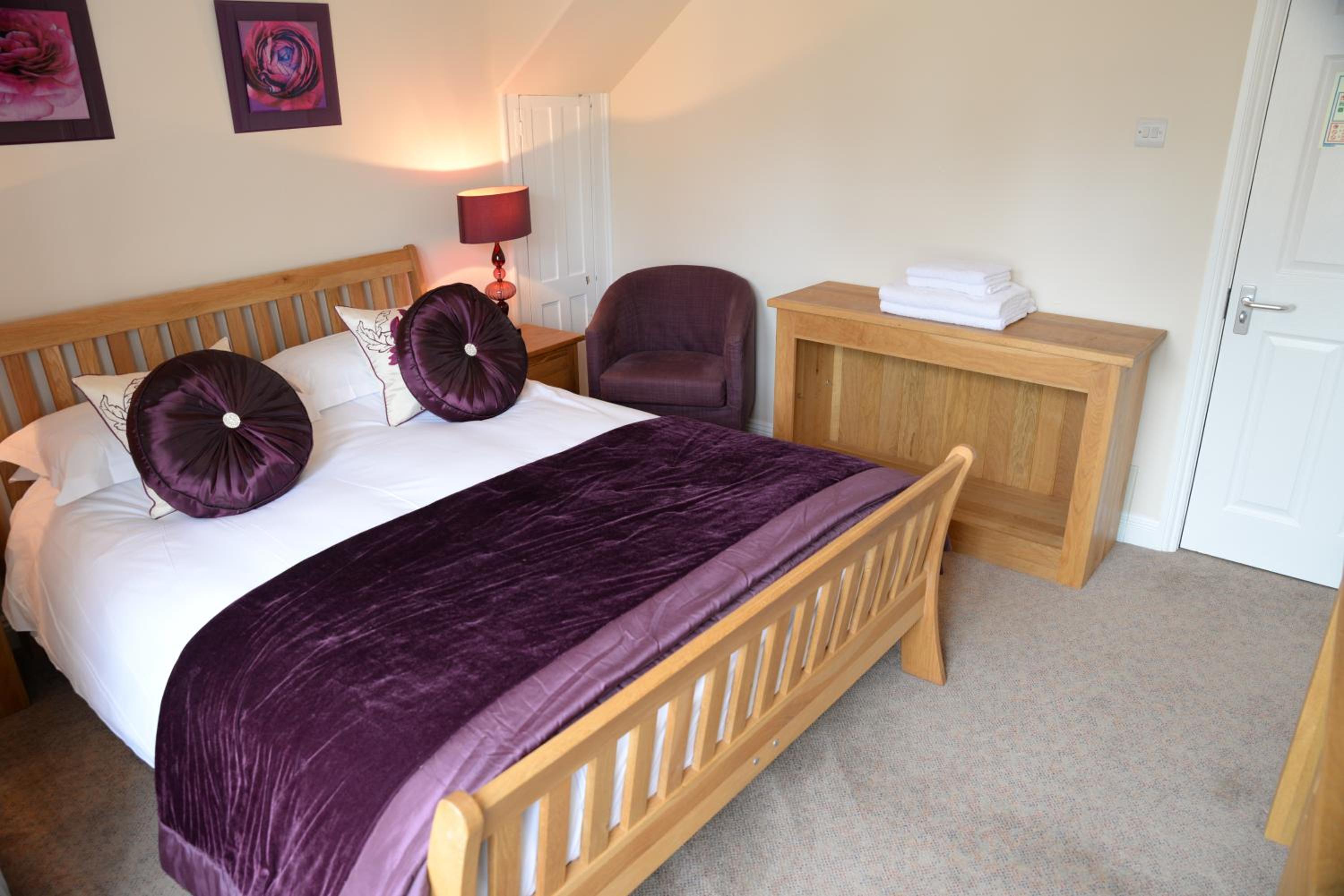 Deluxe Double Room with Shower photo 3