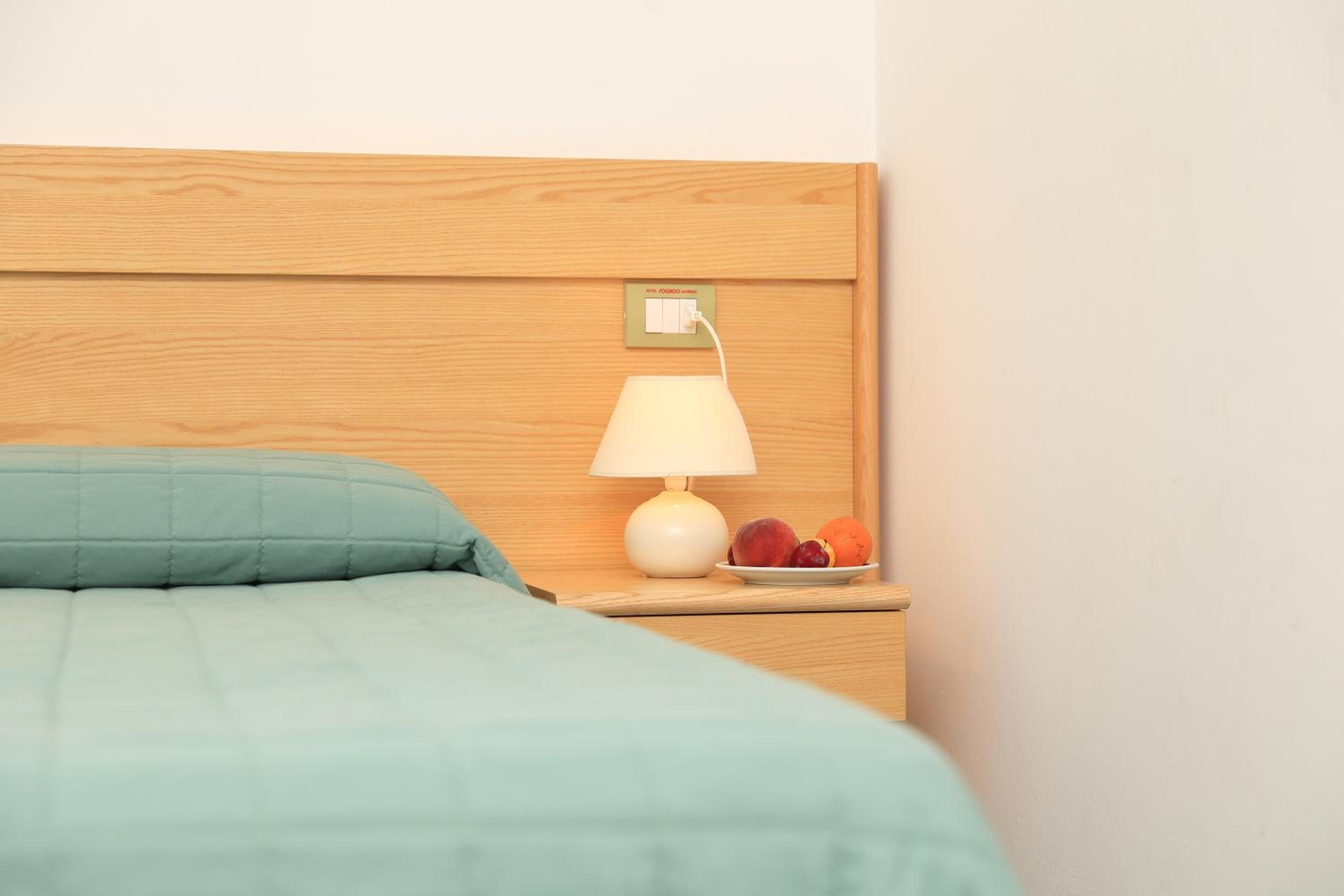 Double Room with Balcony - Photo 4