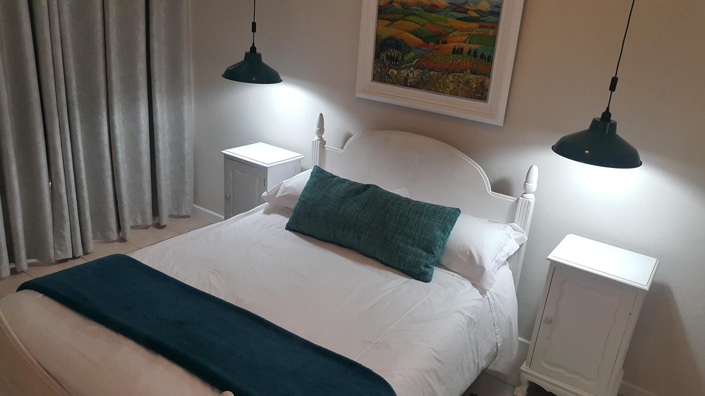 Budget Double Room - Photo 4