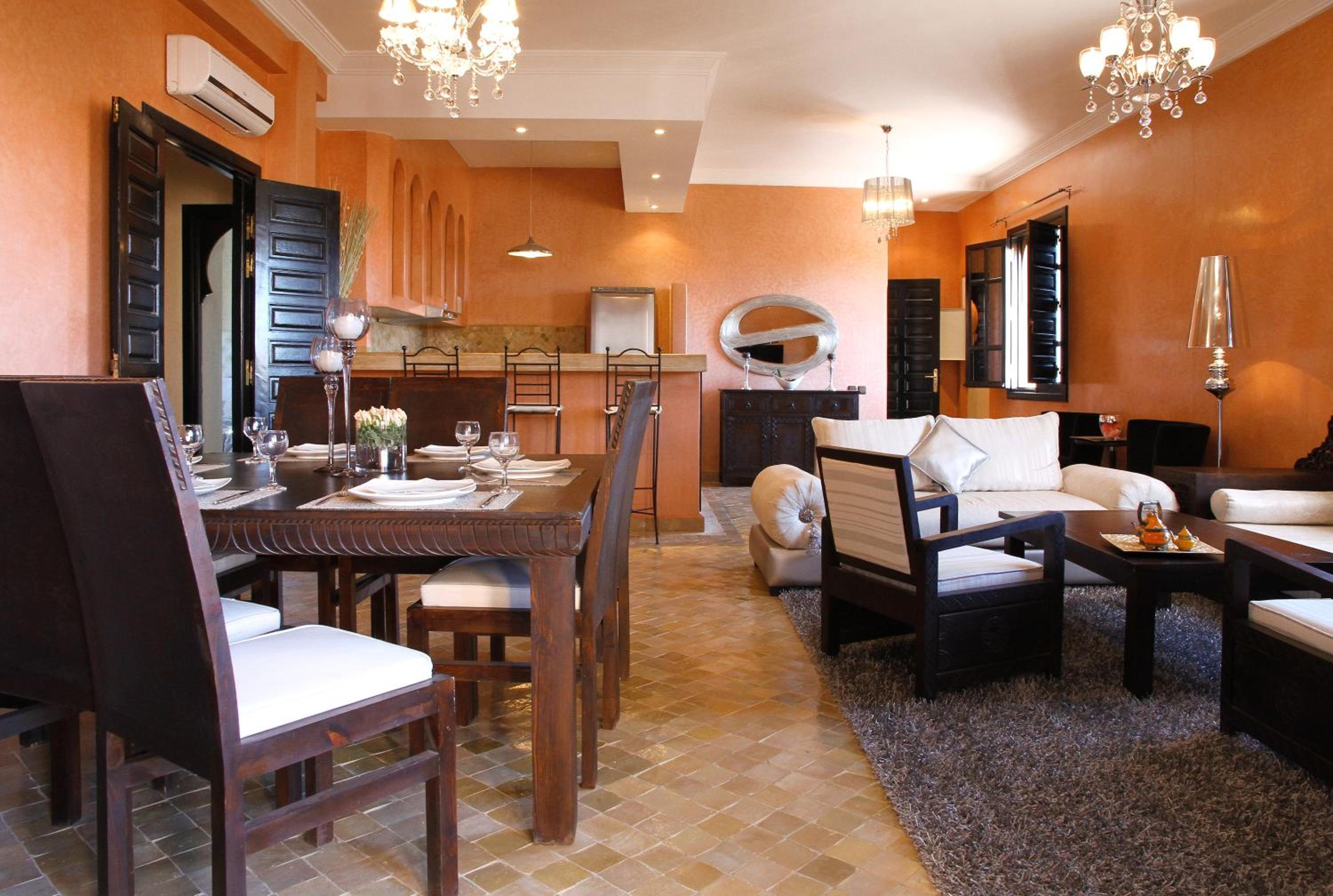 Two-Bedroom Apartment - Photo 11
