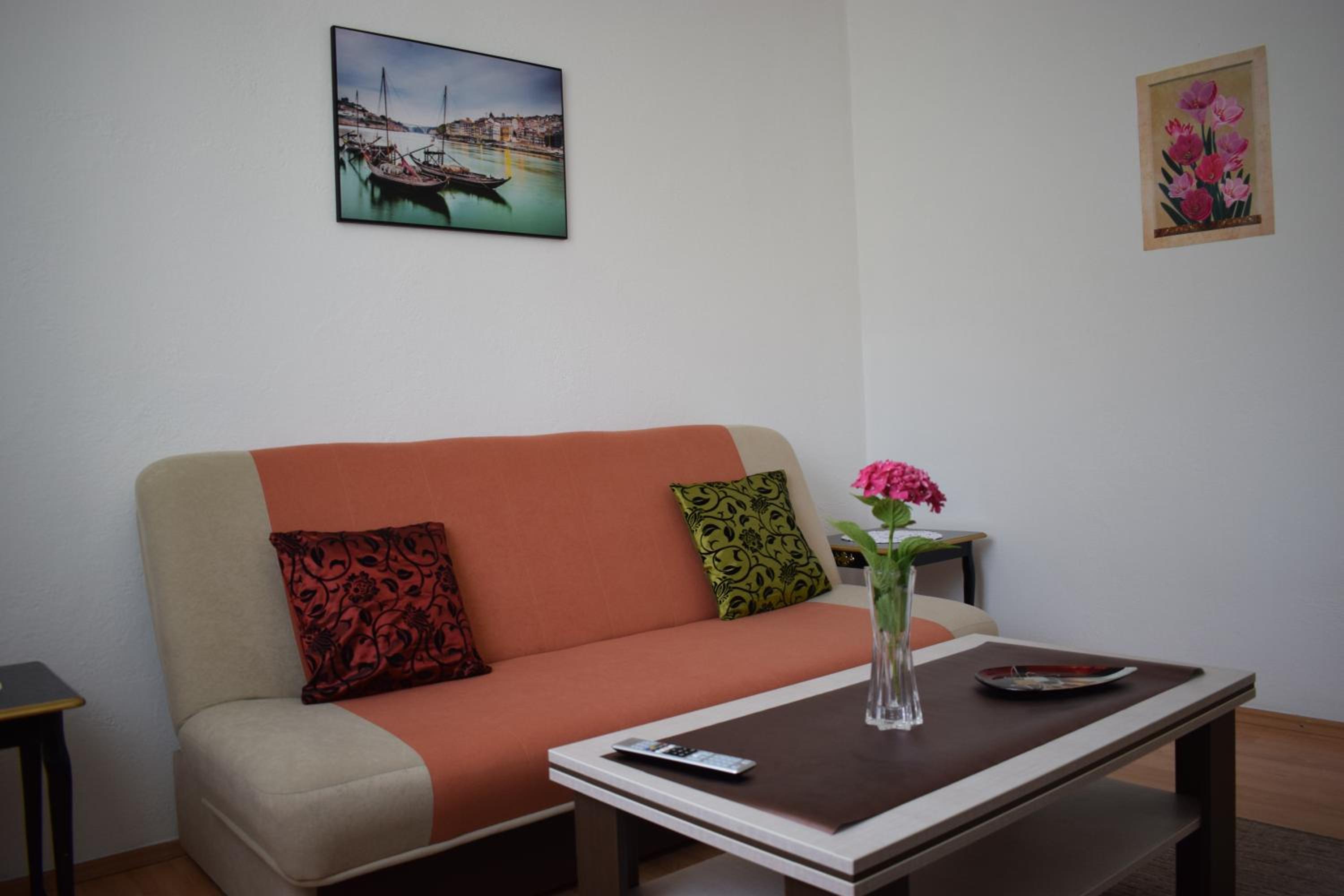 Apartment - Photo 11