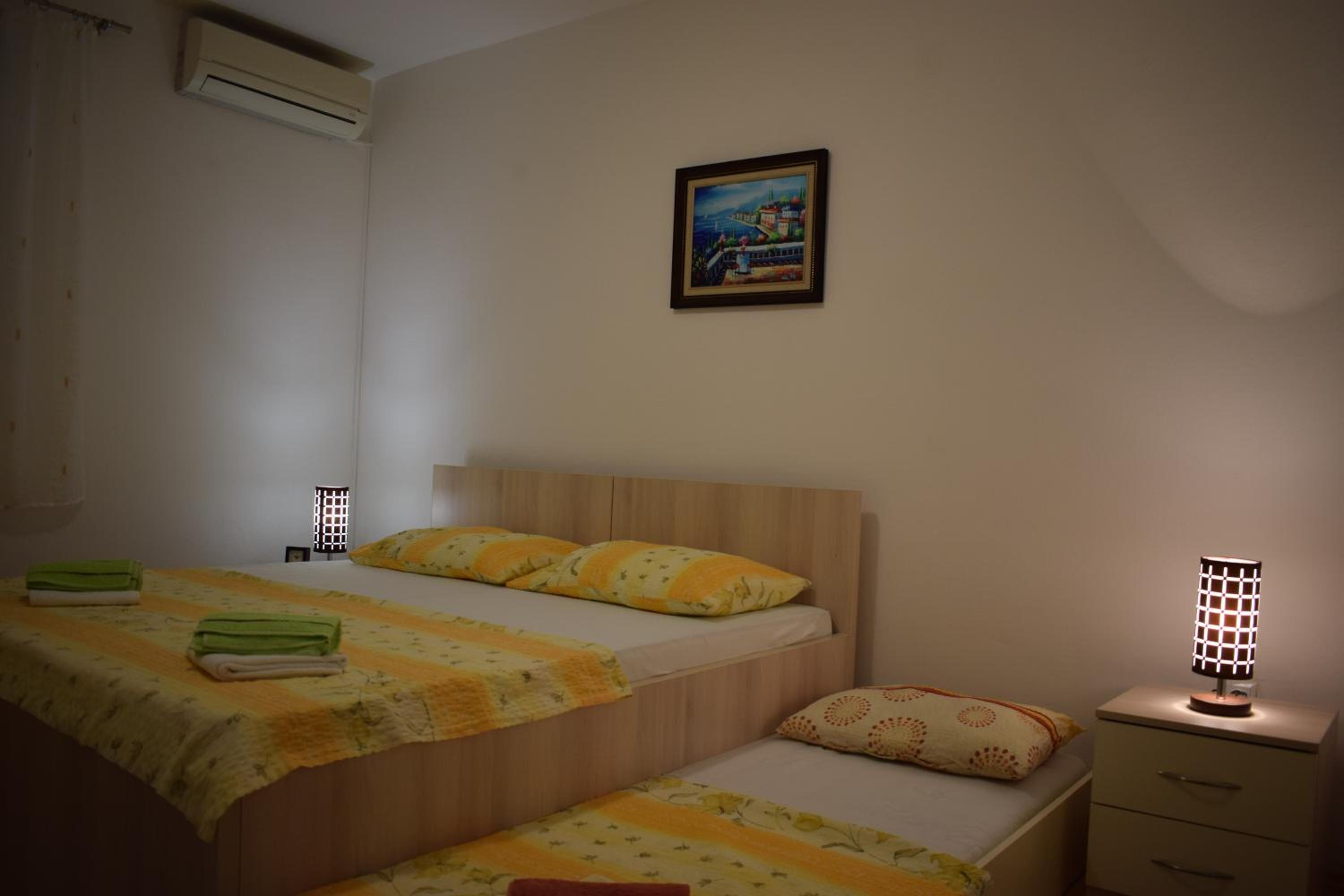 Apartment - Photo 13
