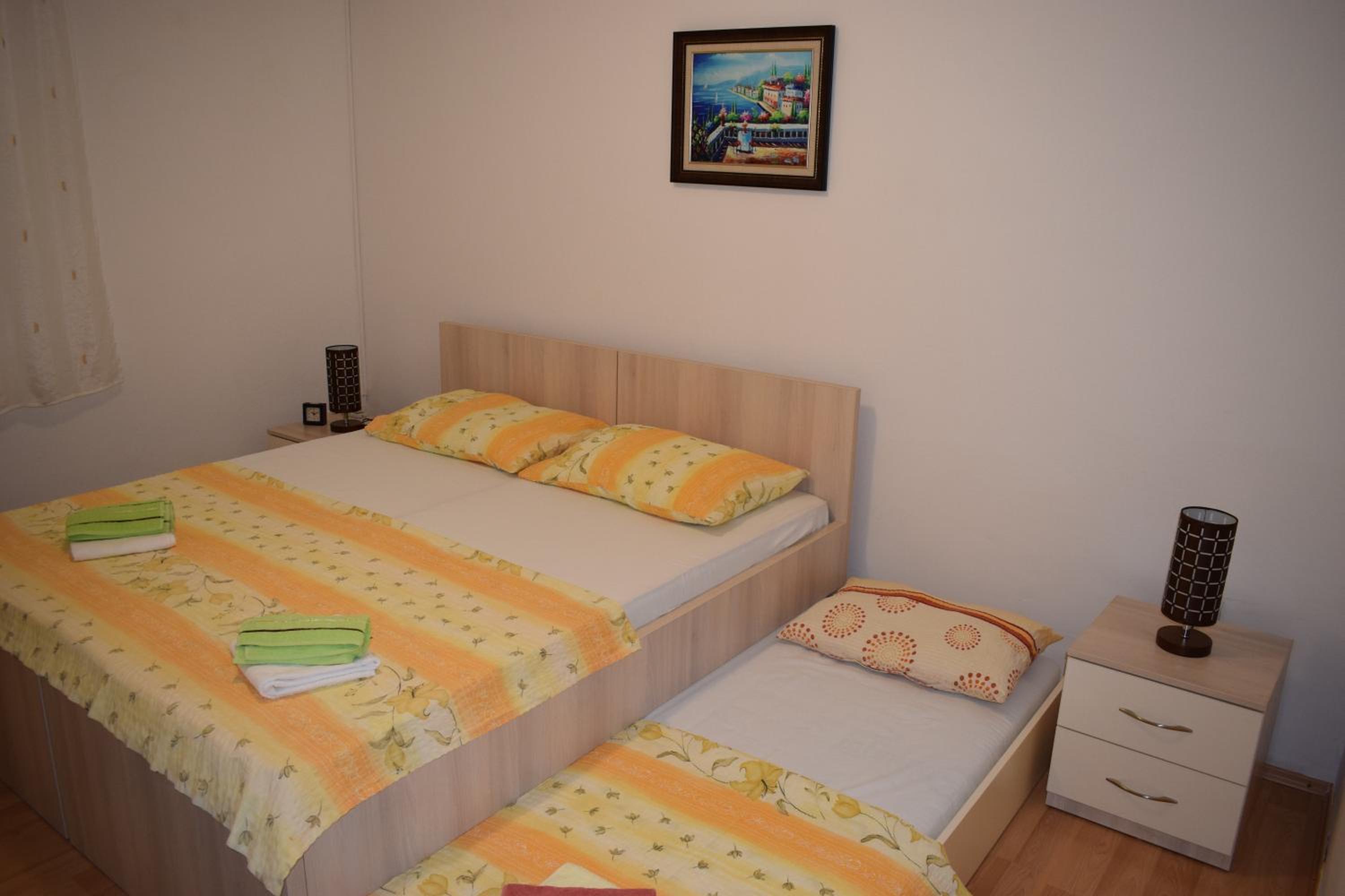 Apartment - Photo 14
