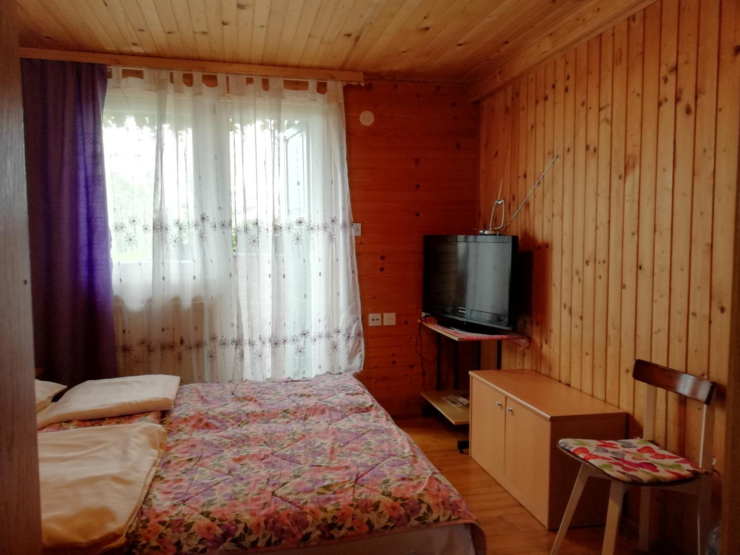 Double Room with Balcony - Photo 1