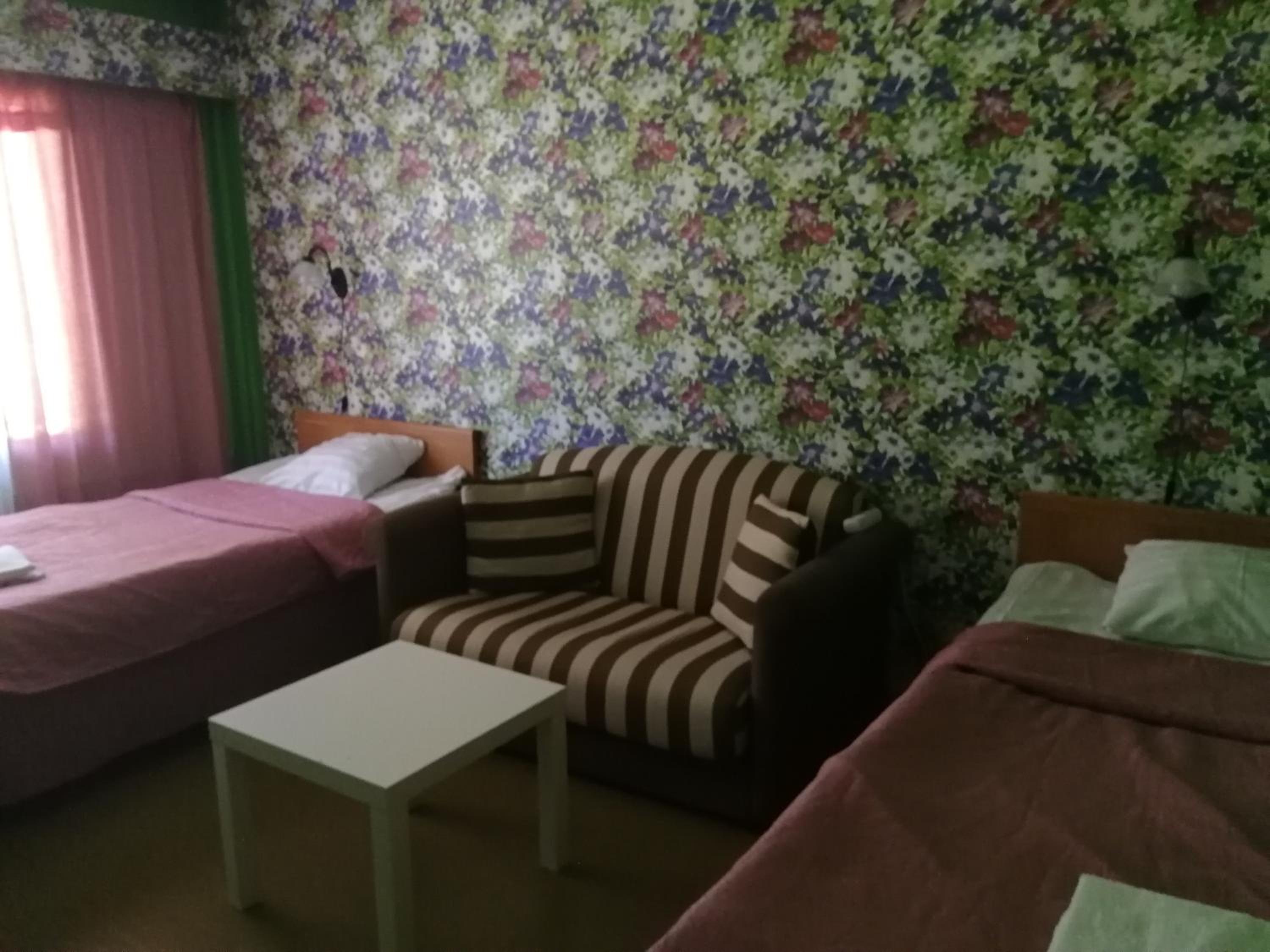 Standard Twin Room - Photo 4