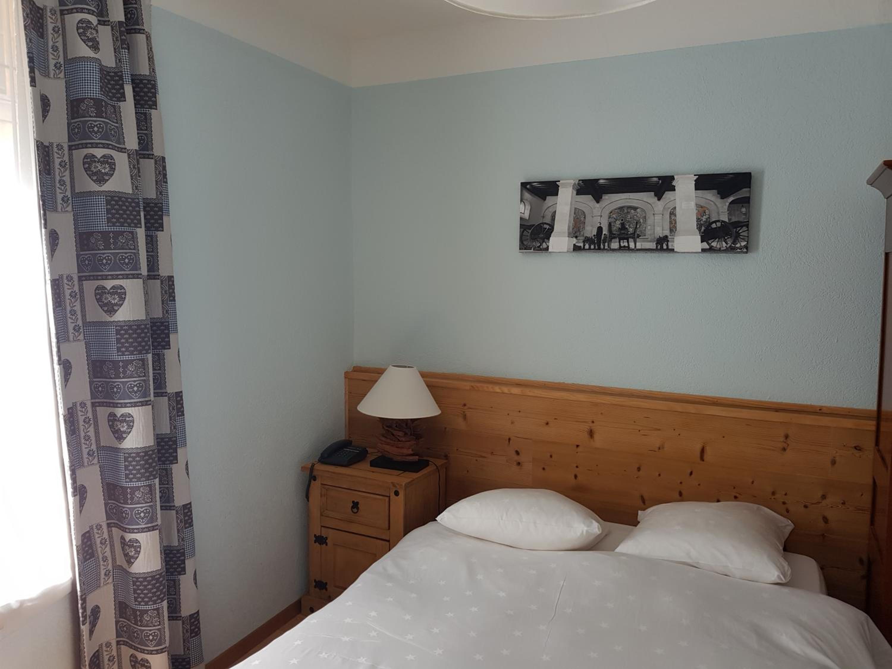 Double Room - Photo 8