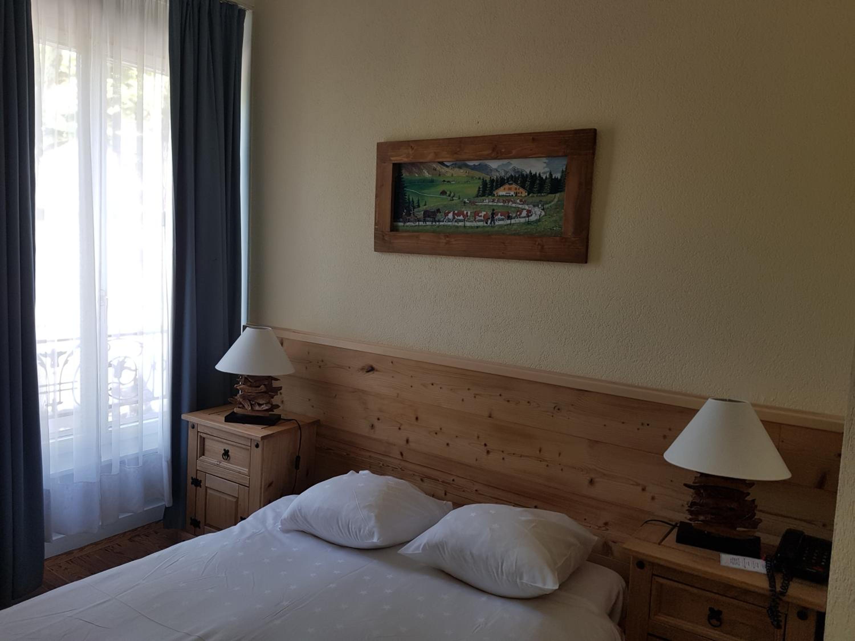 Double Room - Photo 6