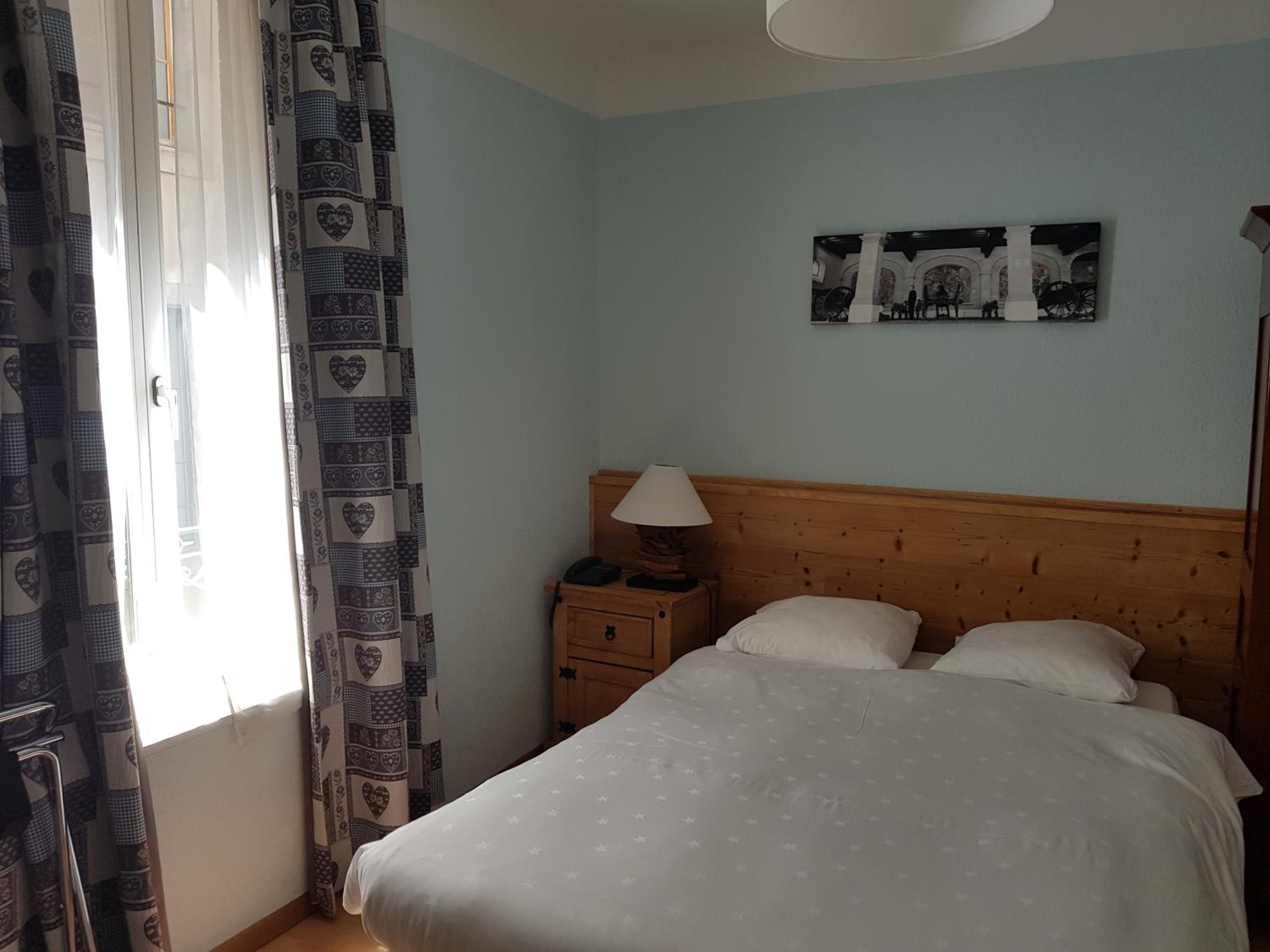 Double Room - Photo 11