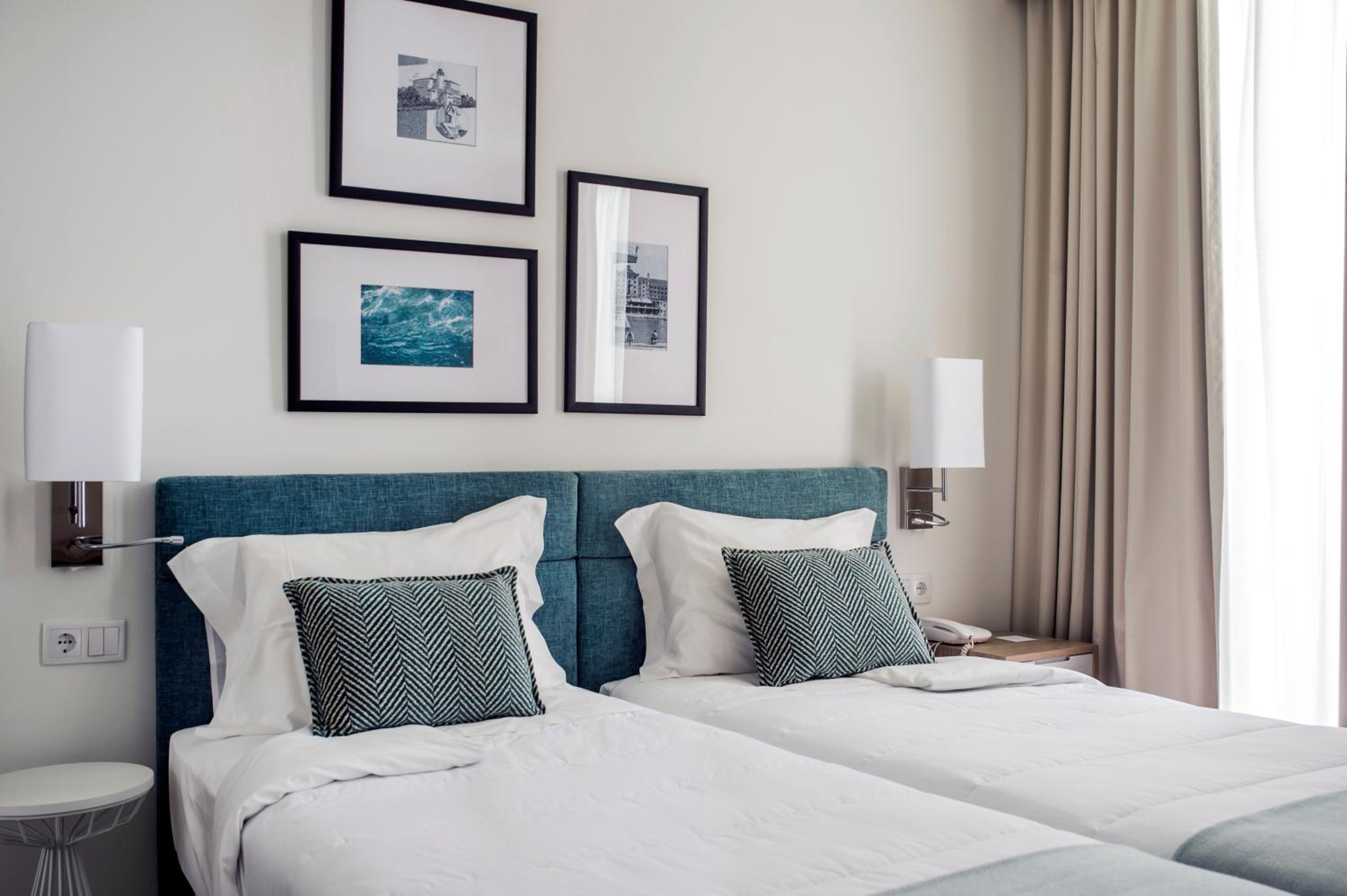 Standard Double or Twin Room - Photo 6