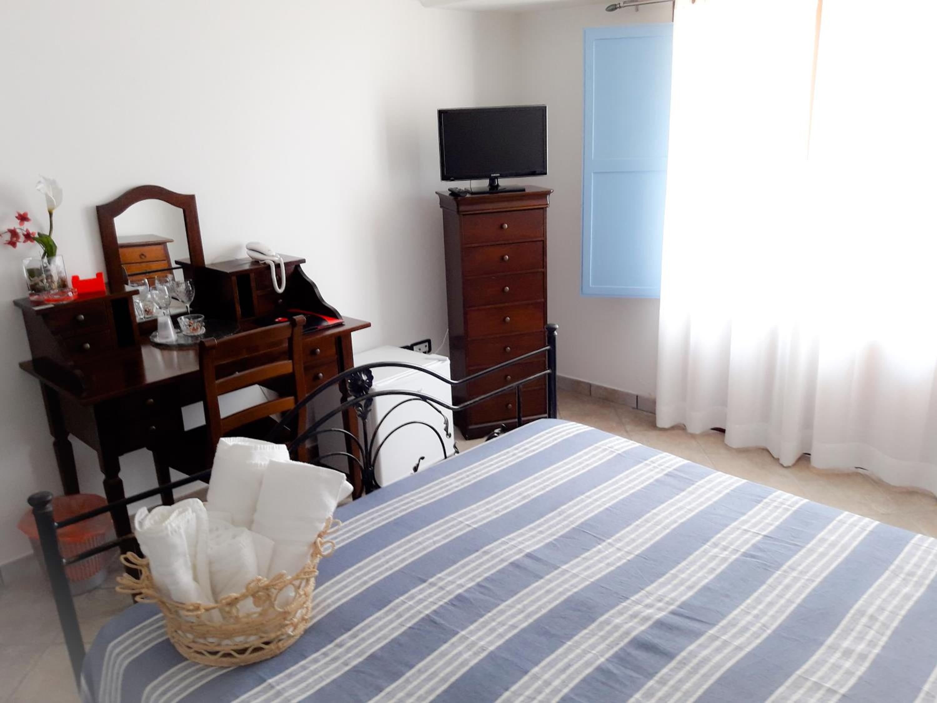 Triple Room With Private Bathroom