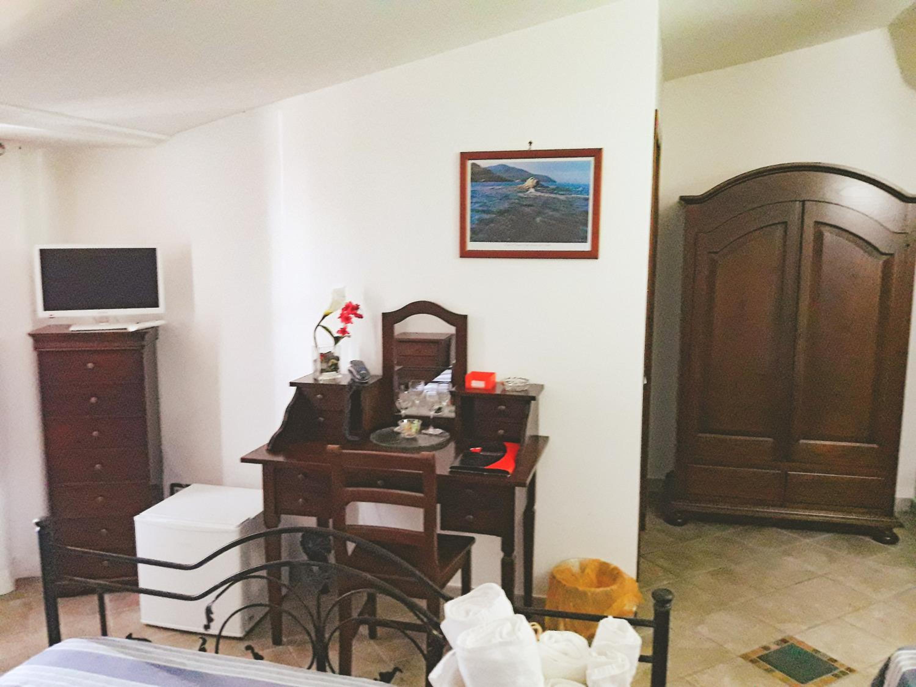 Double Room with Private Bathroom photo 3