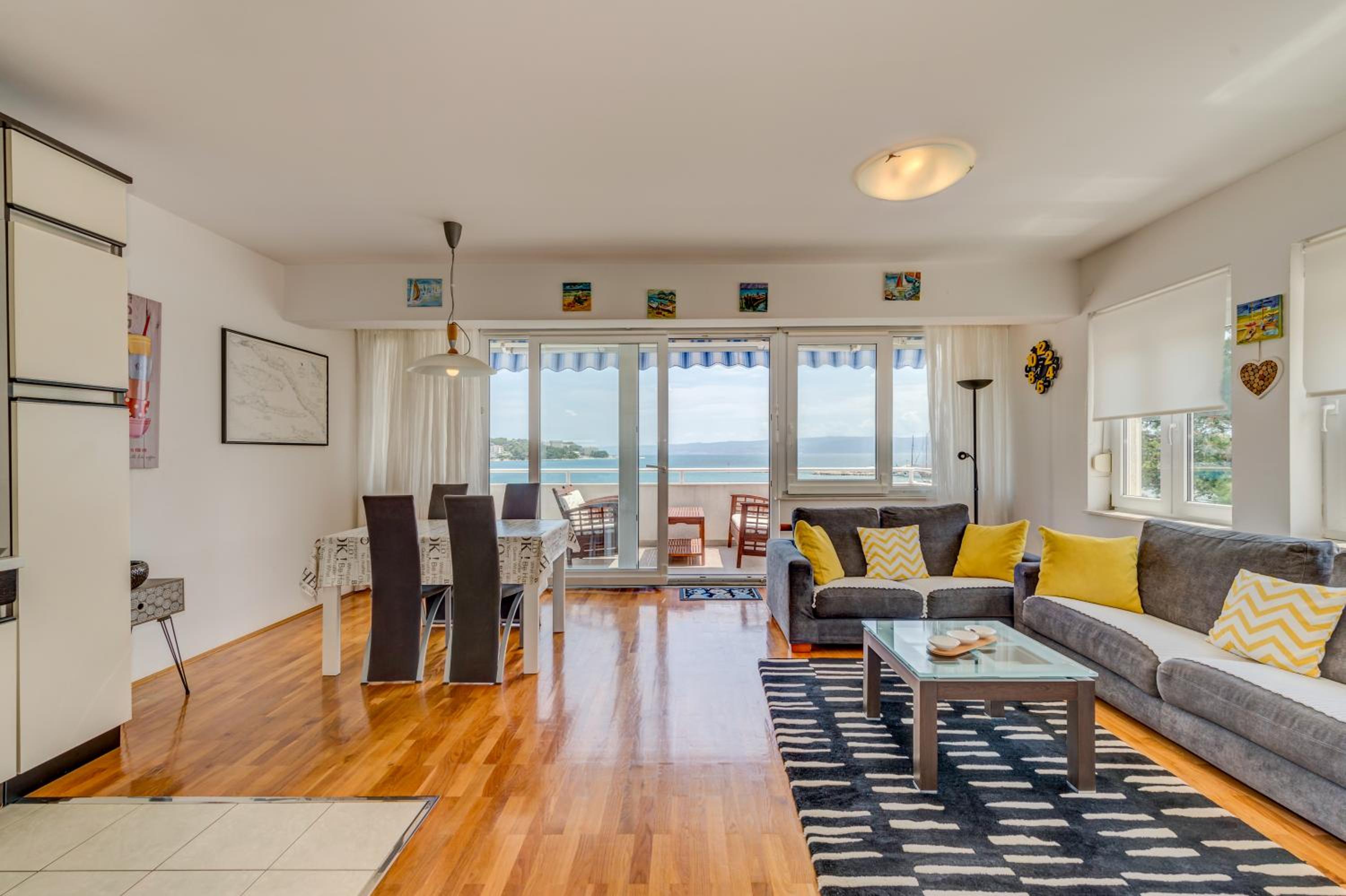 Apartment with Sea View