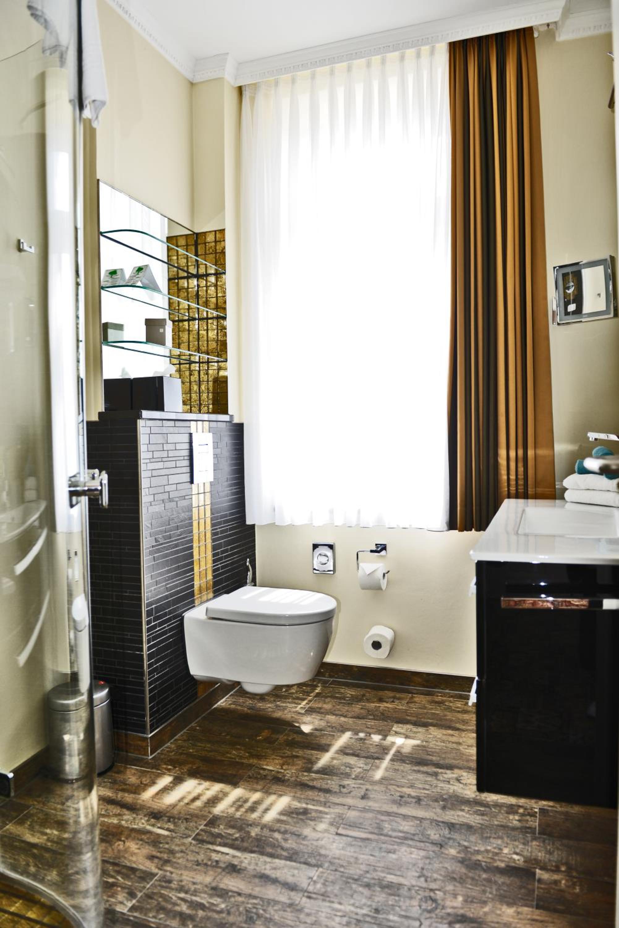 Junior Suite with Sea View - Photo 9