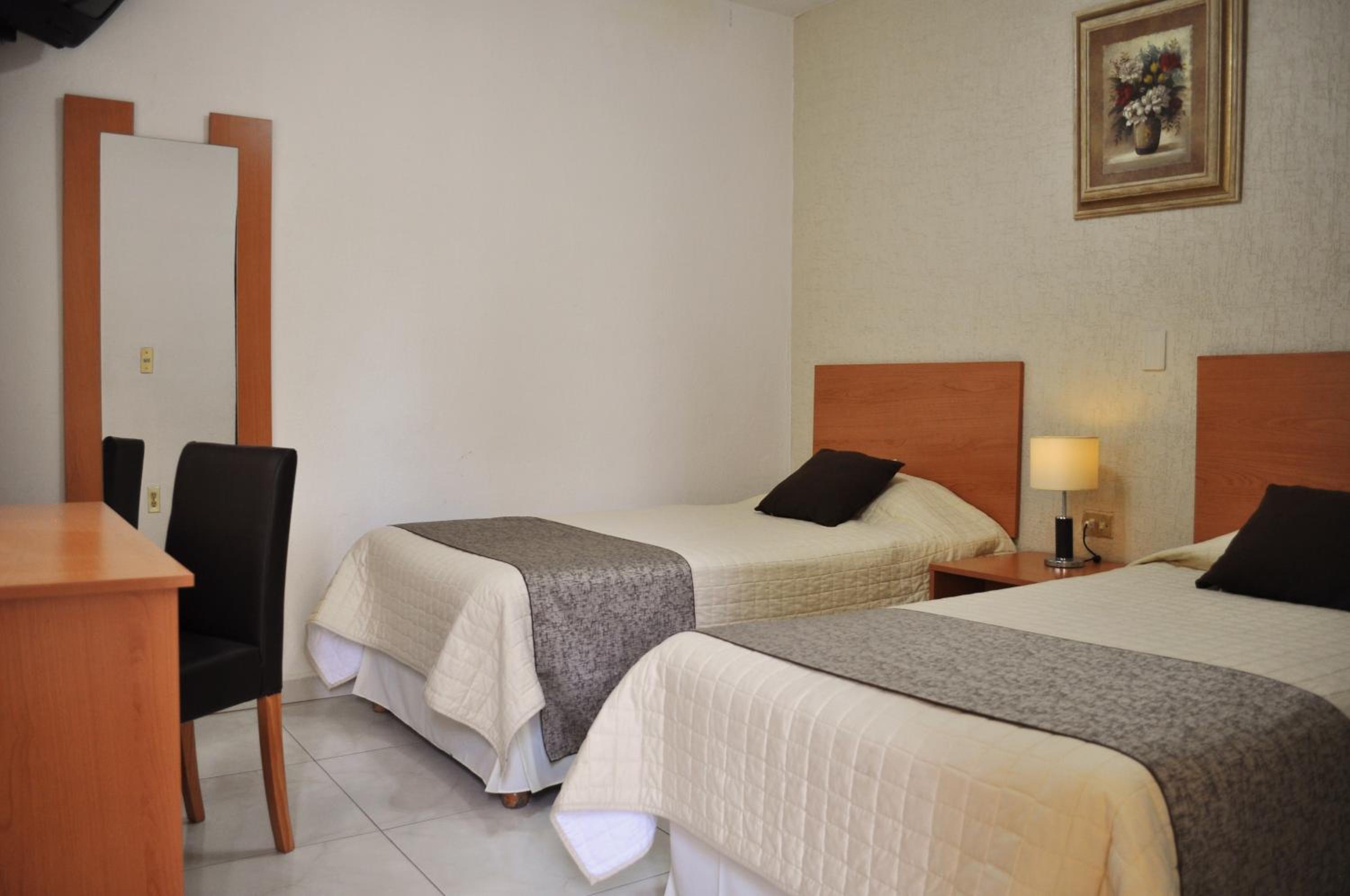 Double Room - Photo 4