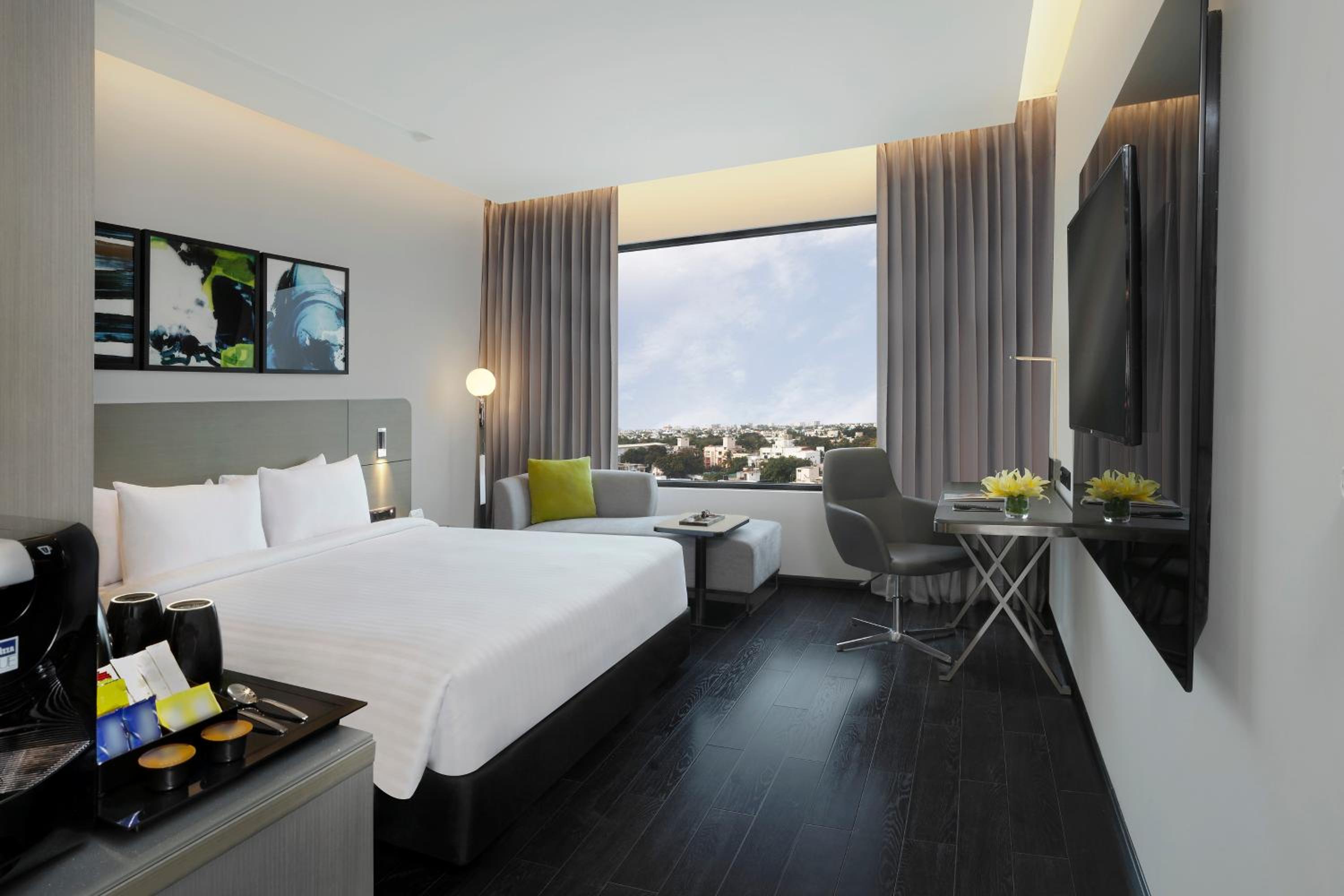 Superior Room with One King size bed - 25% off on Food & Soft Beverages at Coffee Shop
