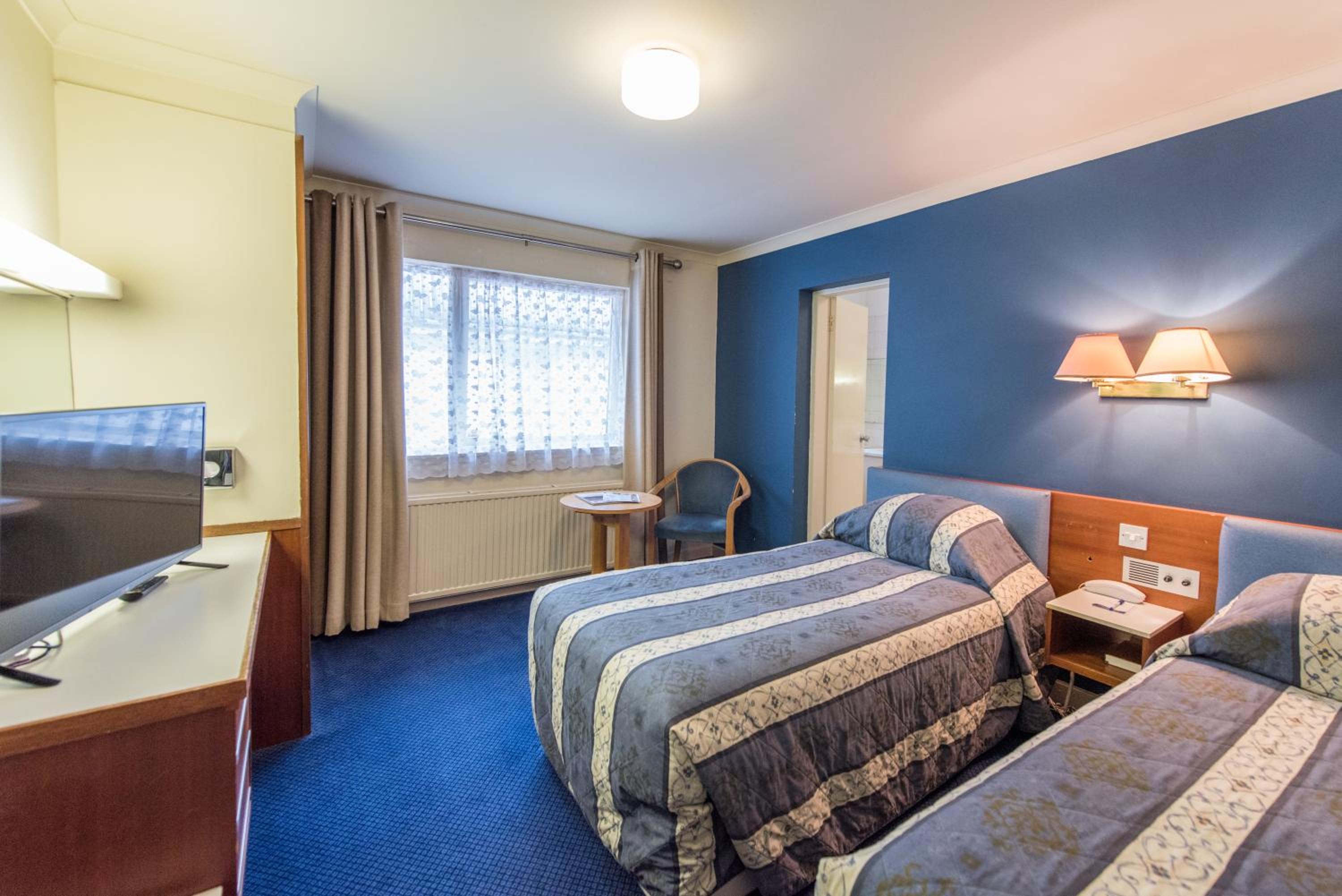 Classic Twin Room photo 1