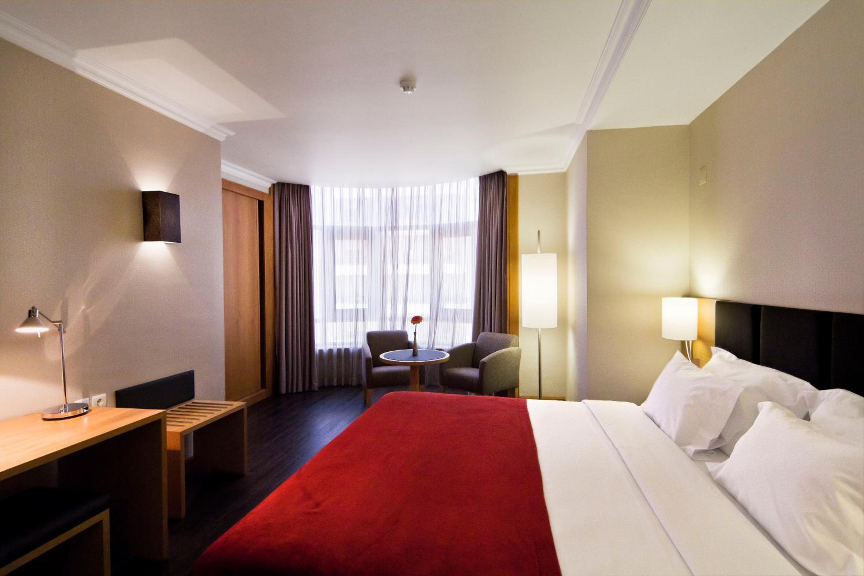 Relax in style in our cozy hotel room!