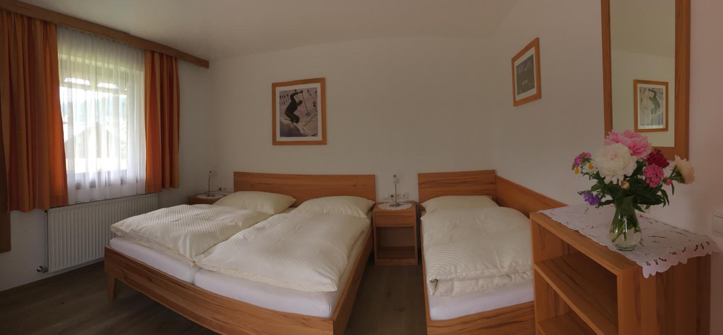 One-Bedroom Apartment with Balcony photo 1