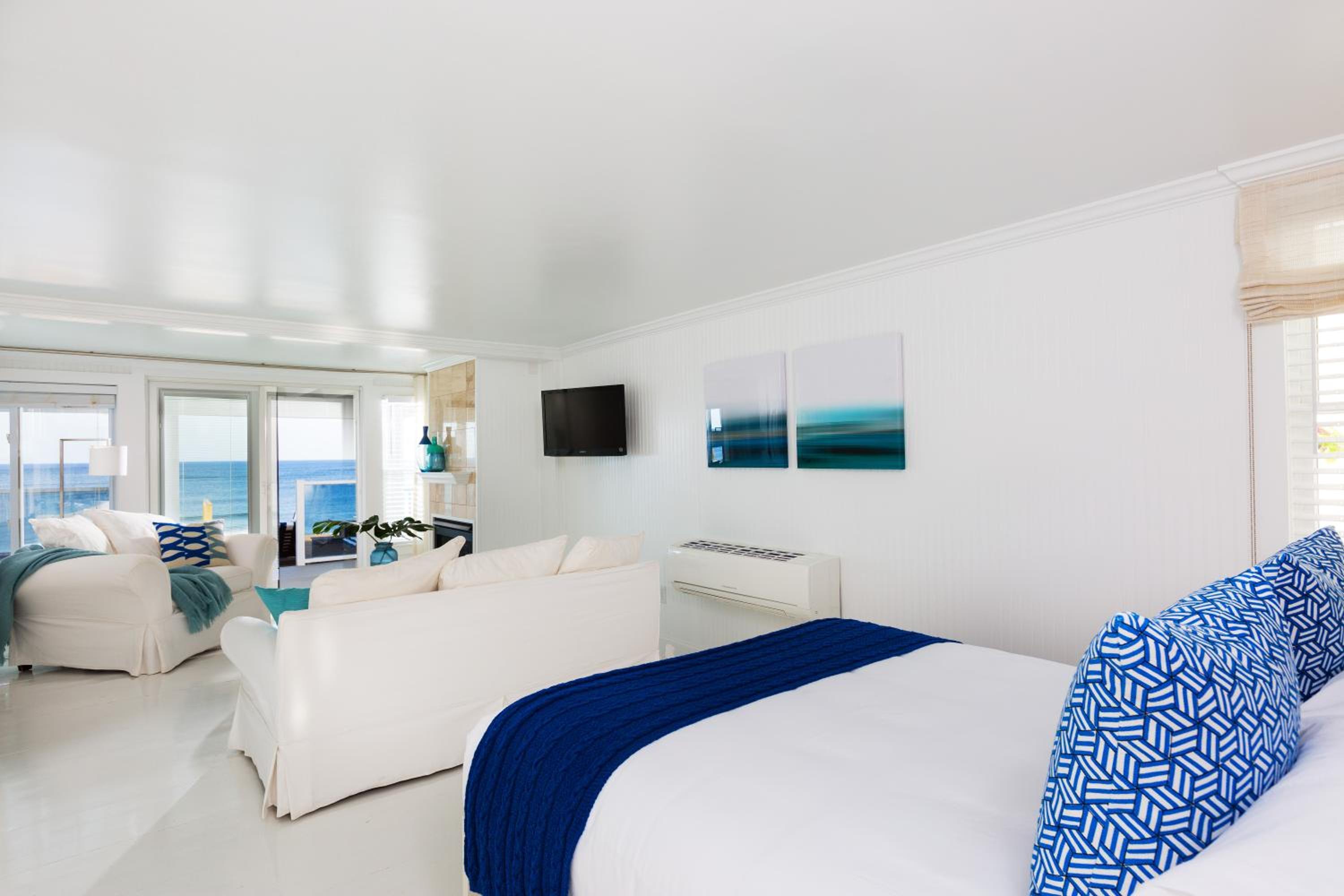 Queen Room with Sea View