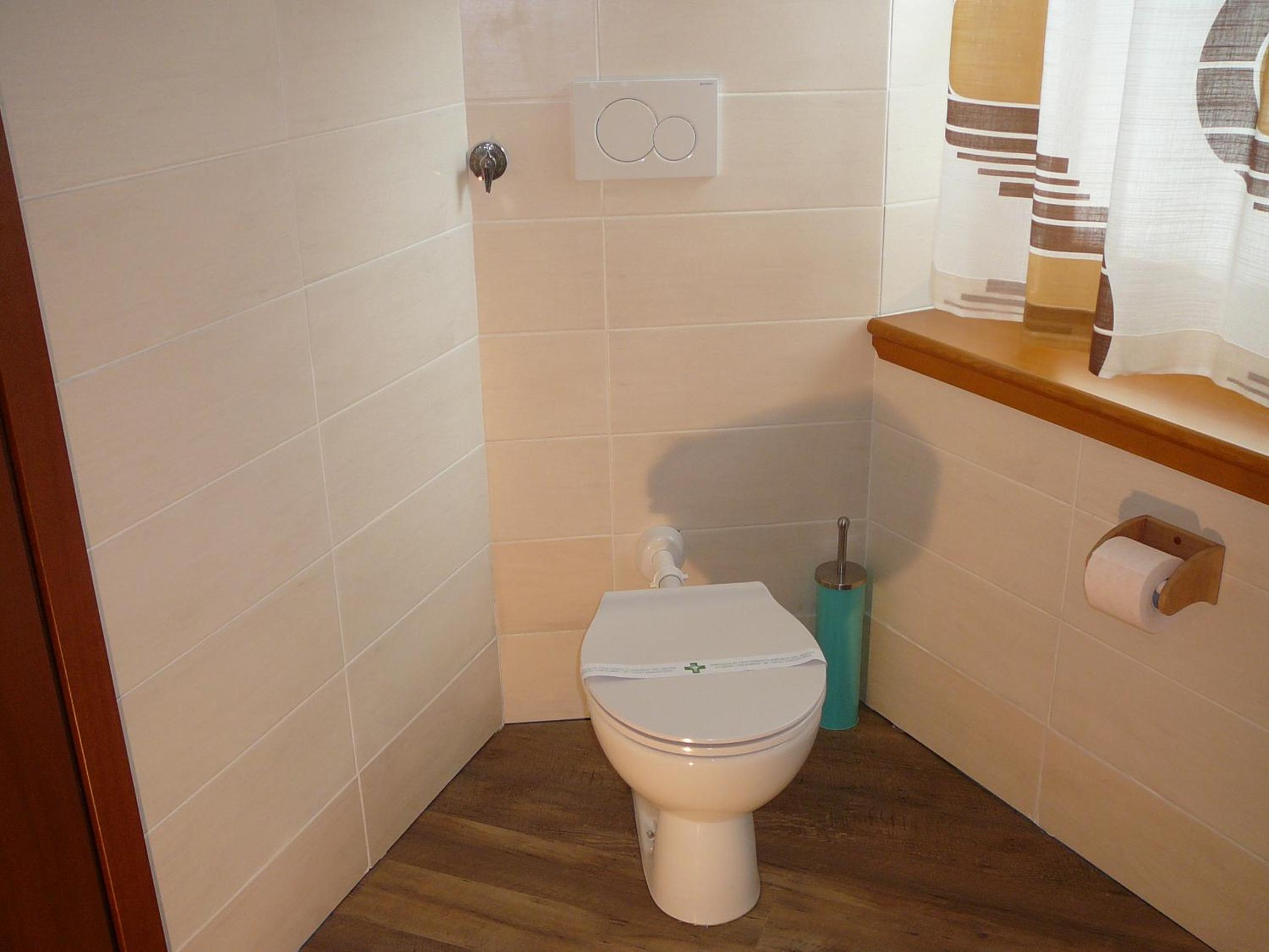 Double Room - Photo 10