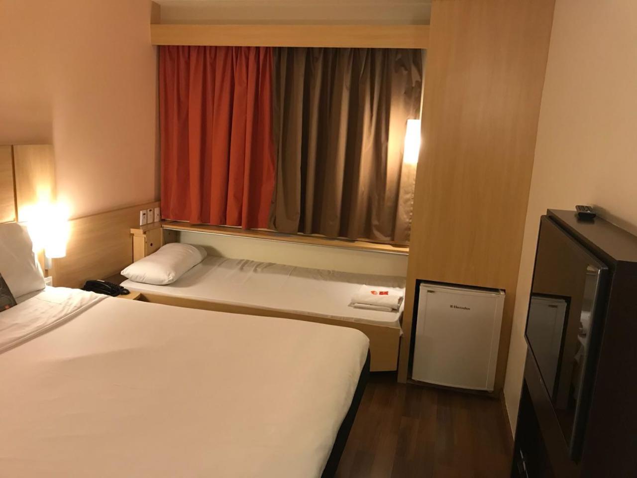 Standard Double Room (2 Adults + 1 Child) photo 3