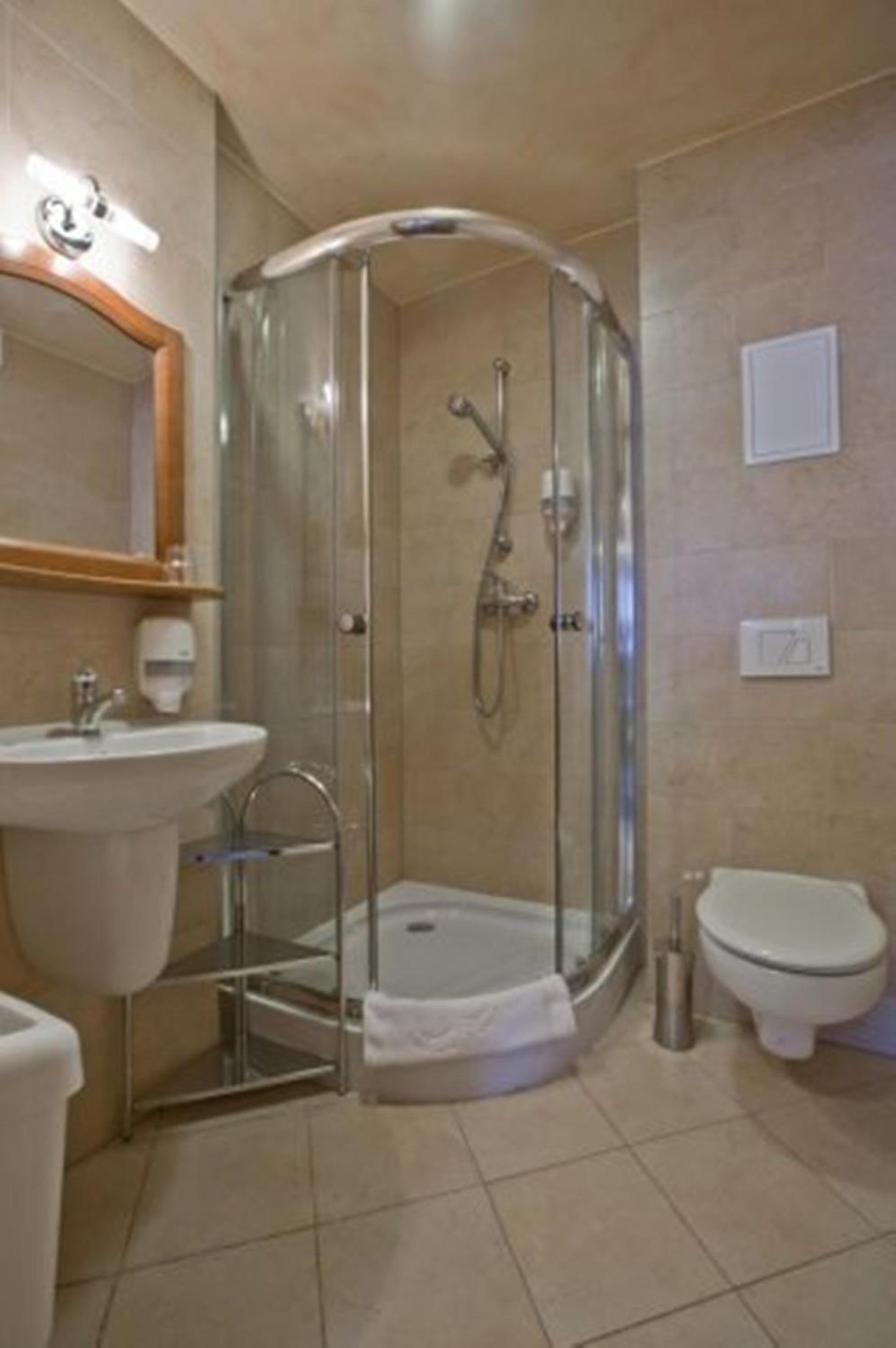 Triple Room - Photo 3