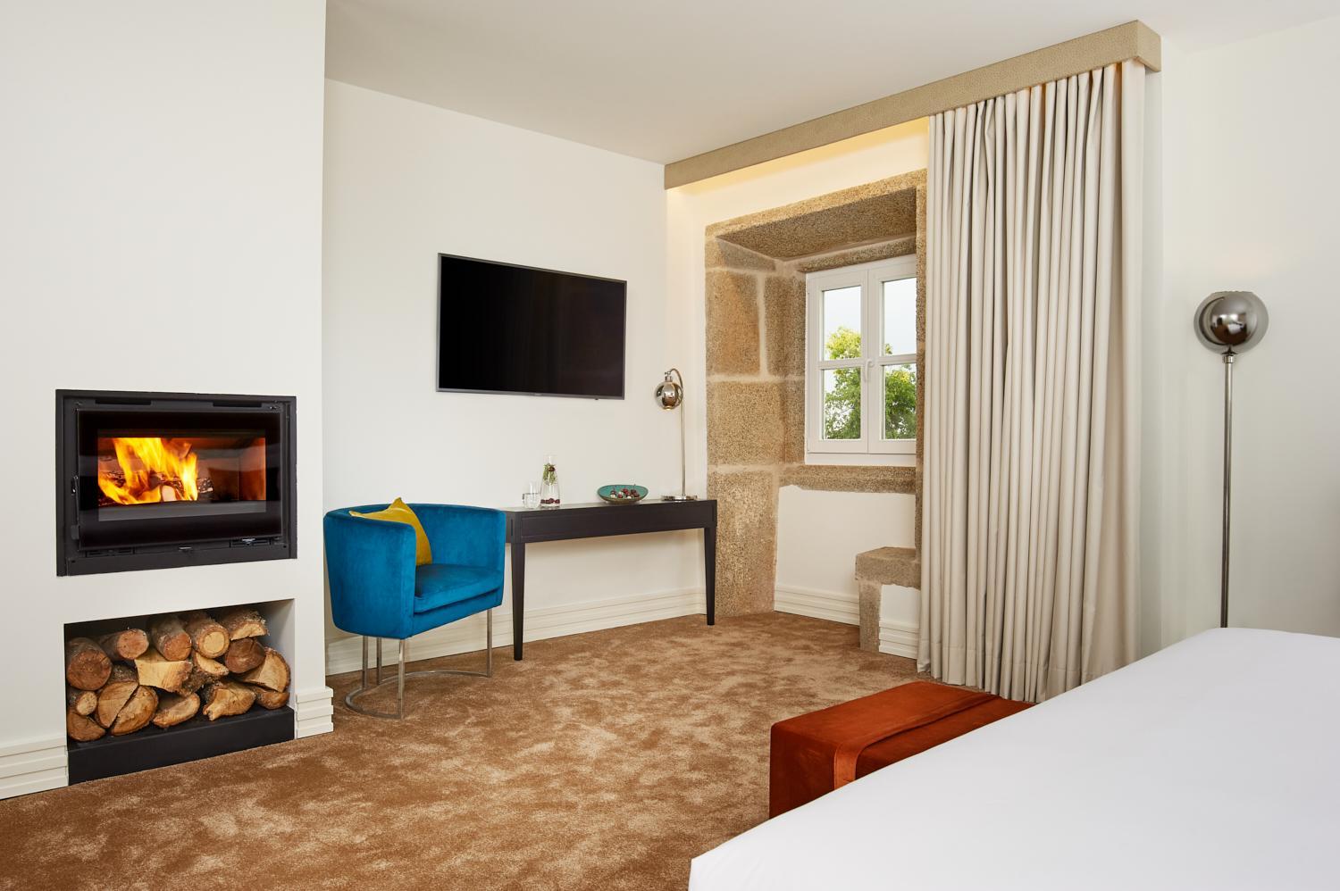 Deluxe Double or Twin Room photo 2