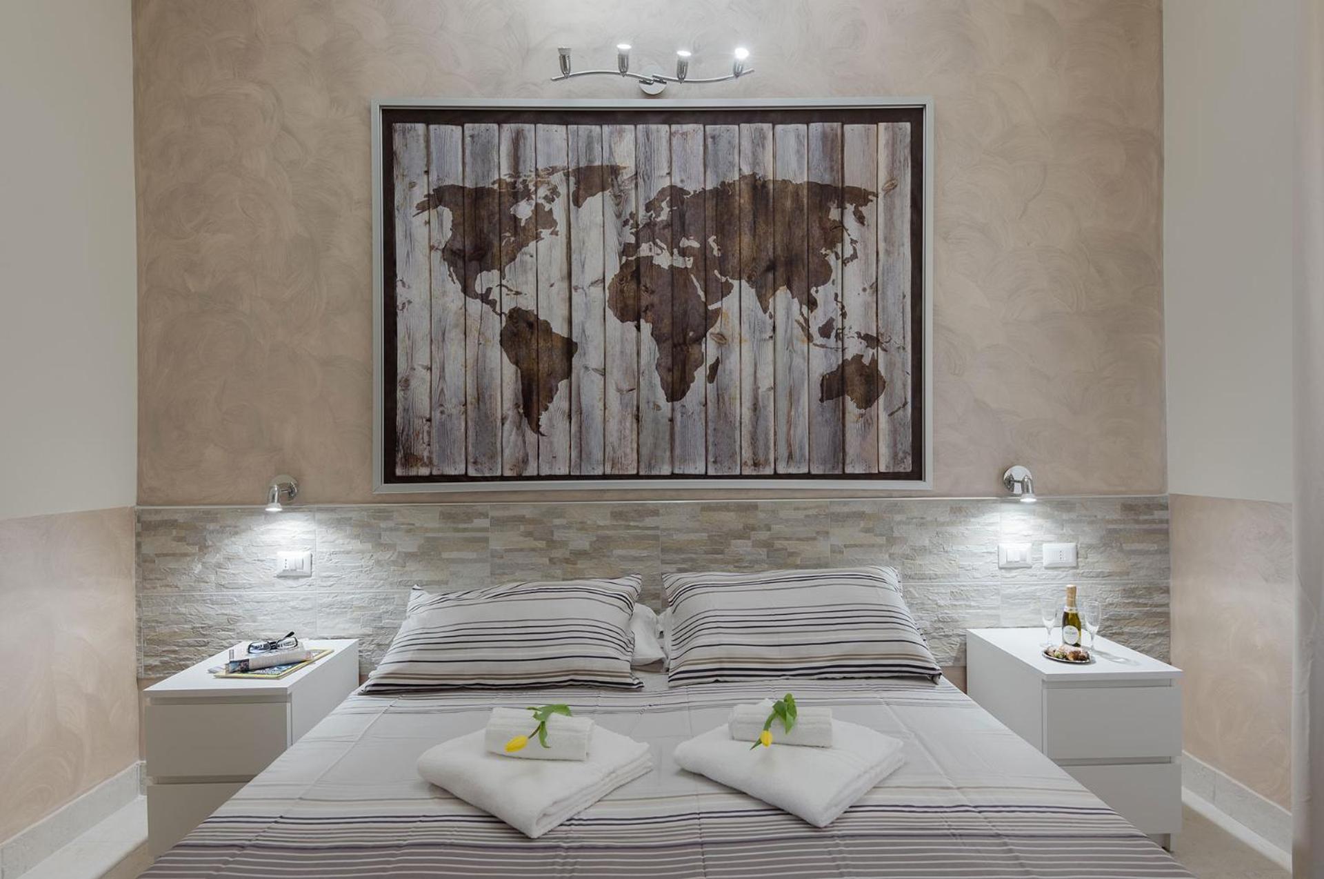 Standard King Room photo 3