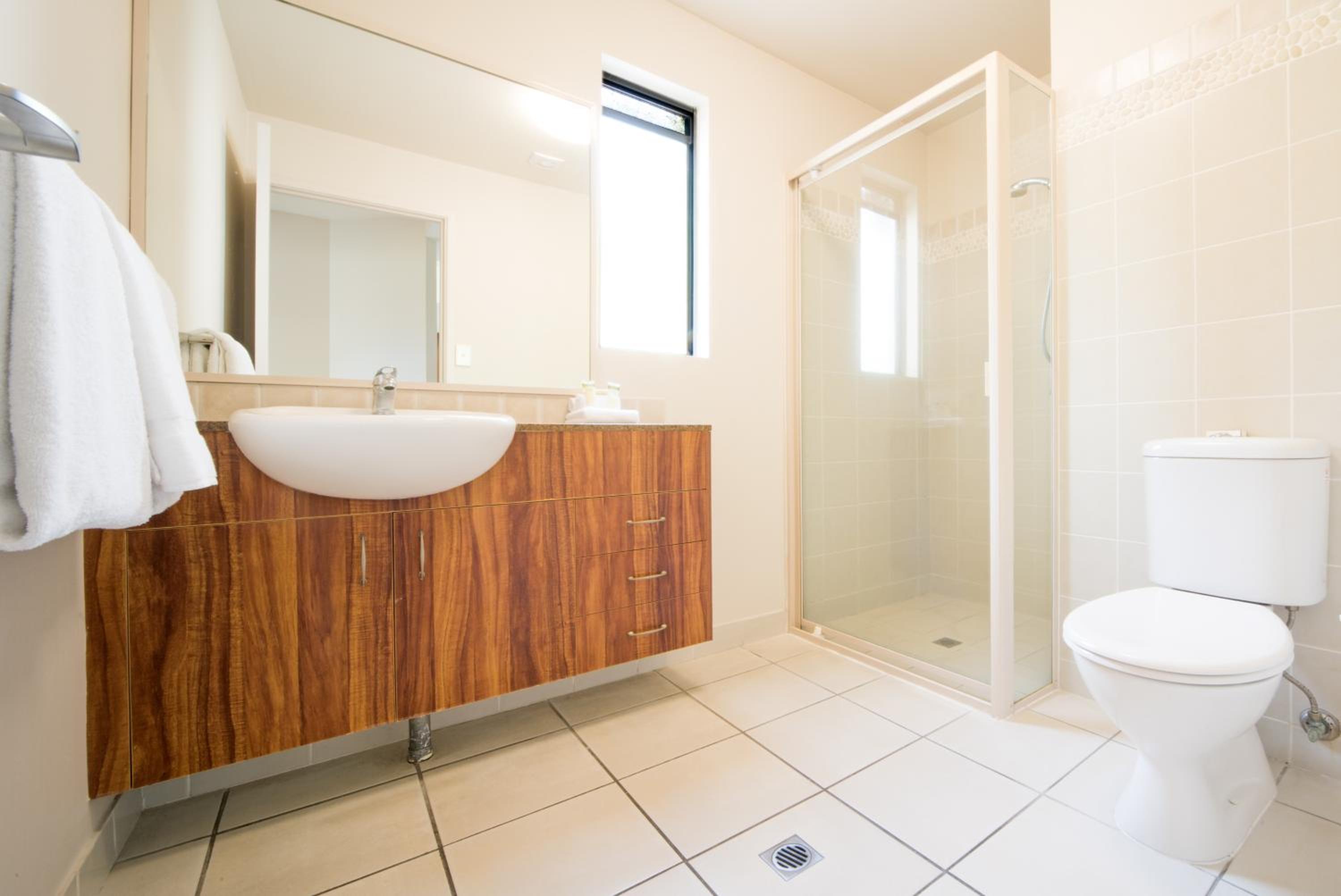 One-Bedroom Apartment with Sea View photo 3