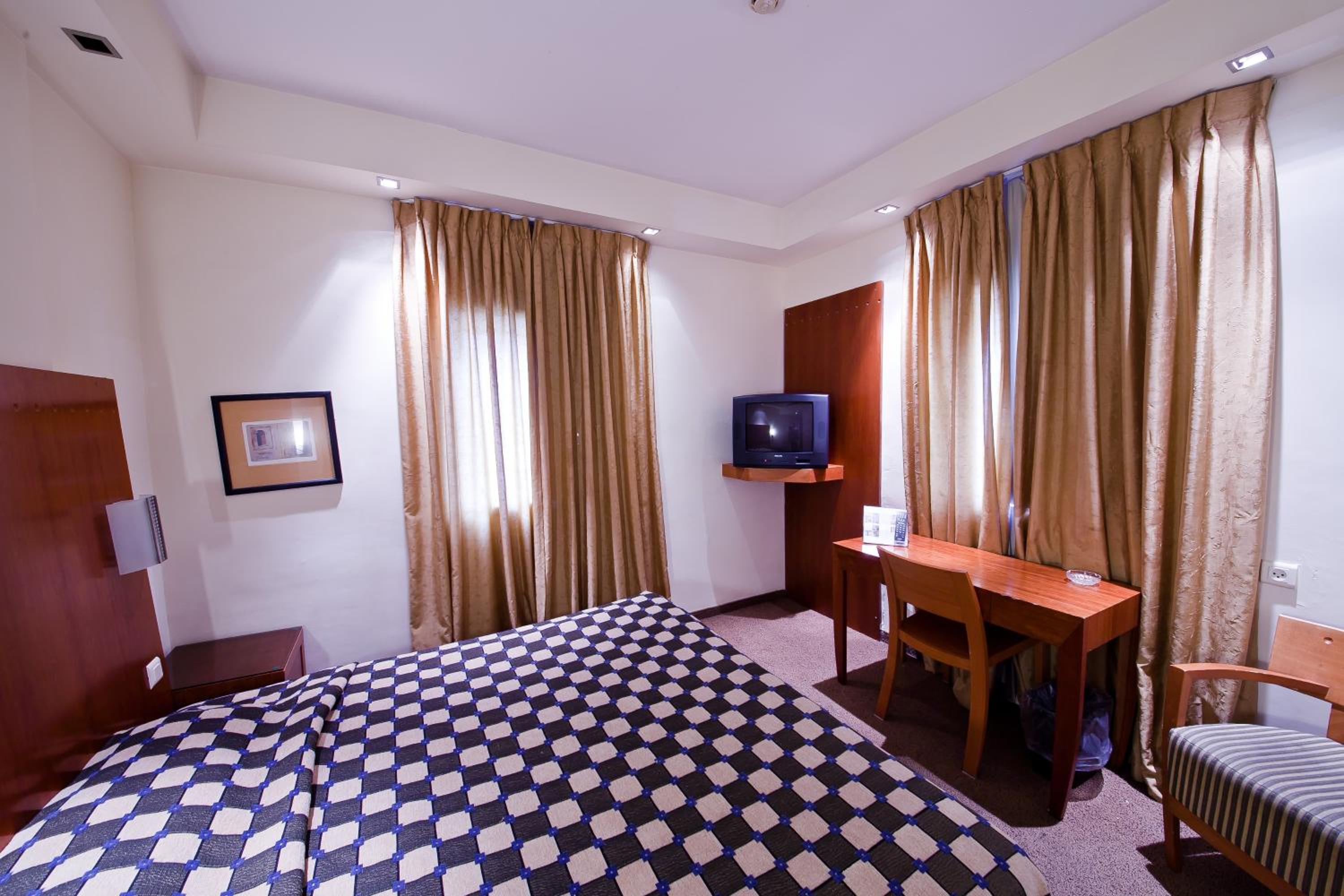 Superior Double or Twin Room photo 1