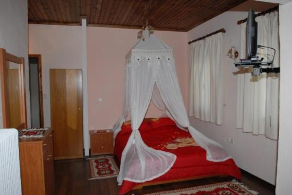Twin Room - Photo 1