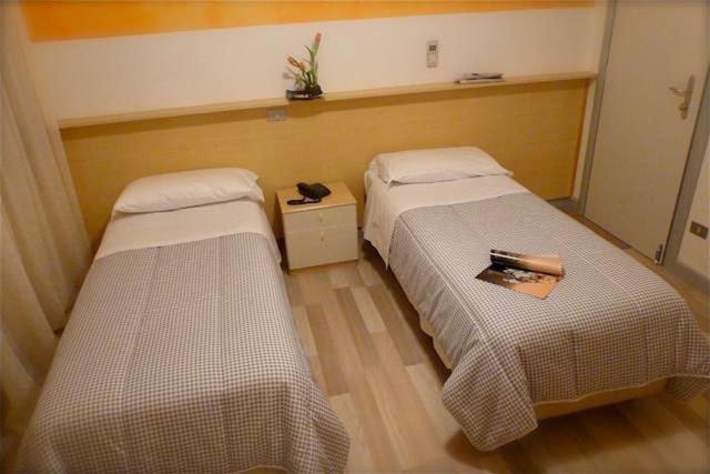 Small Twin Room