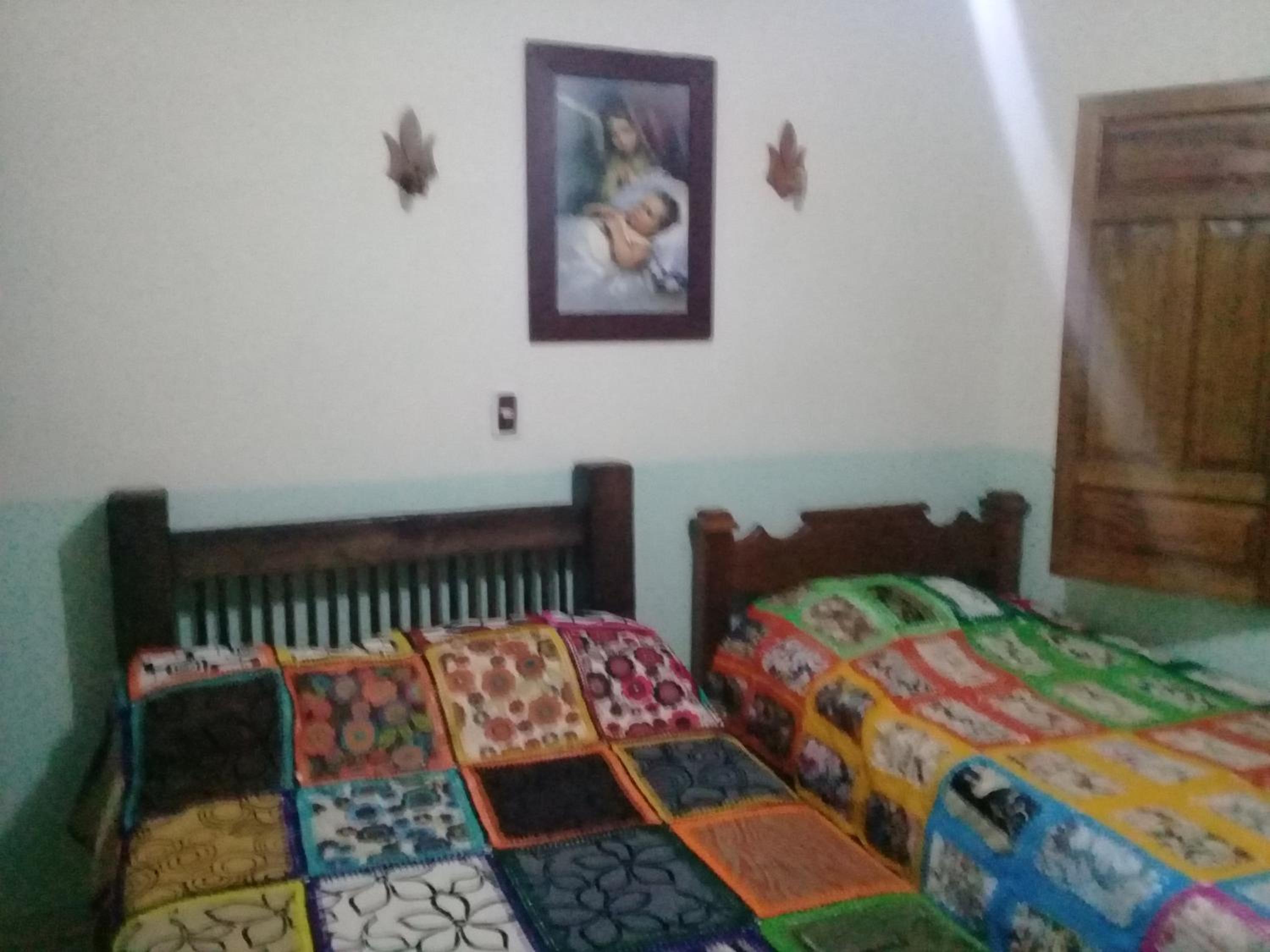 Family Room with Private Bathroom photo 1
