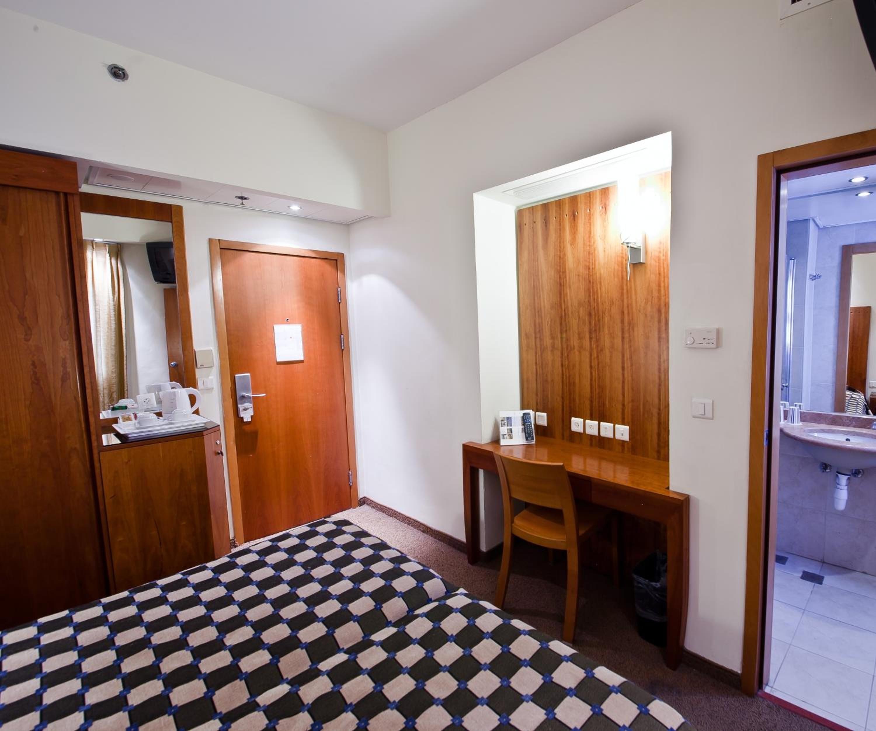Triple Room photo 3