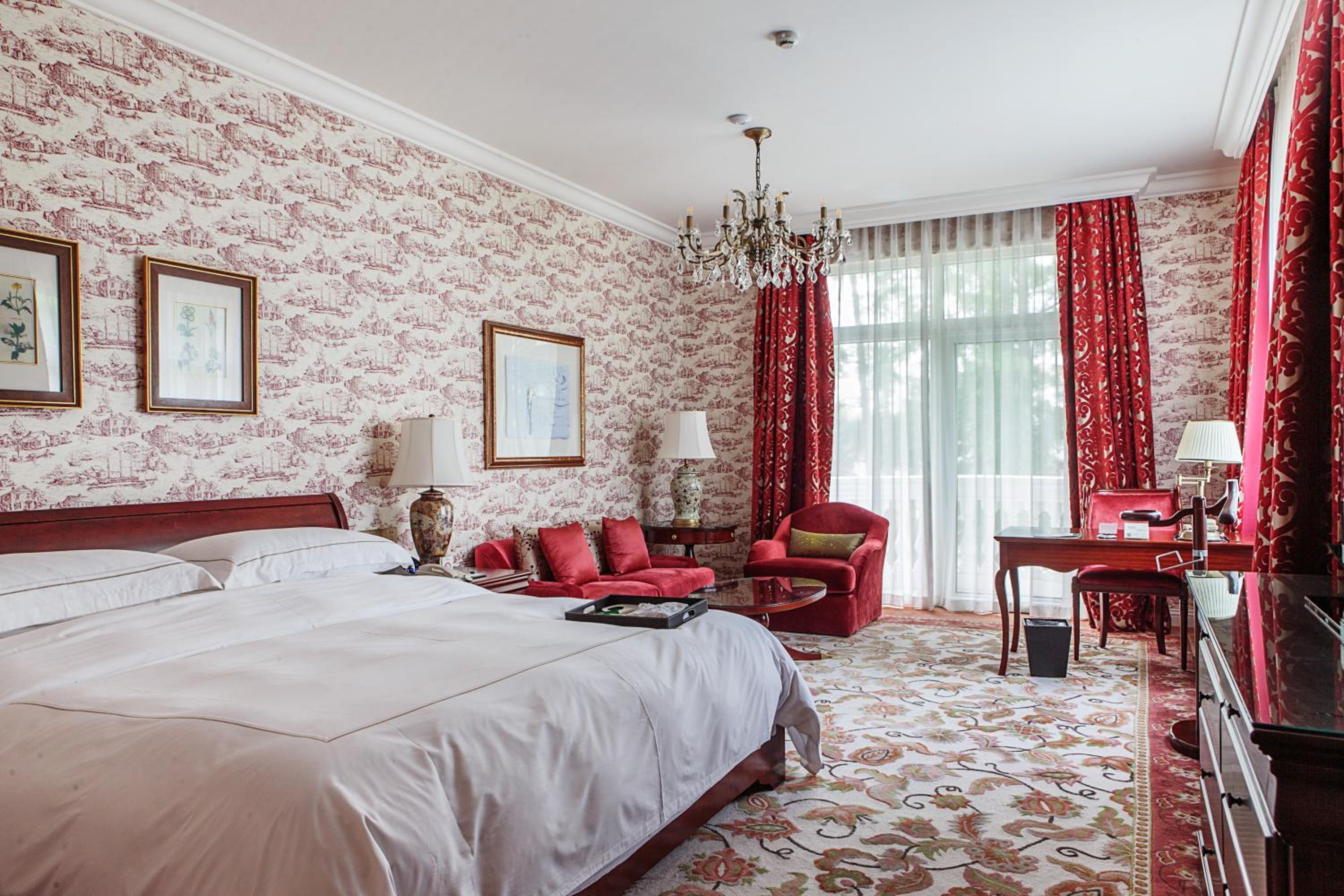 11 Super Sale-Deluxe Double or Twin Room