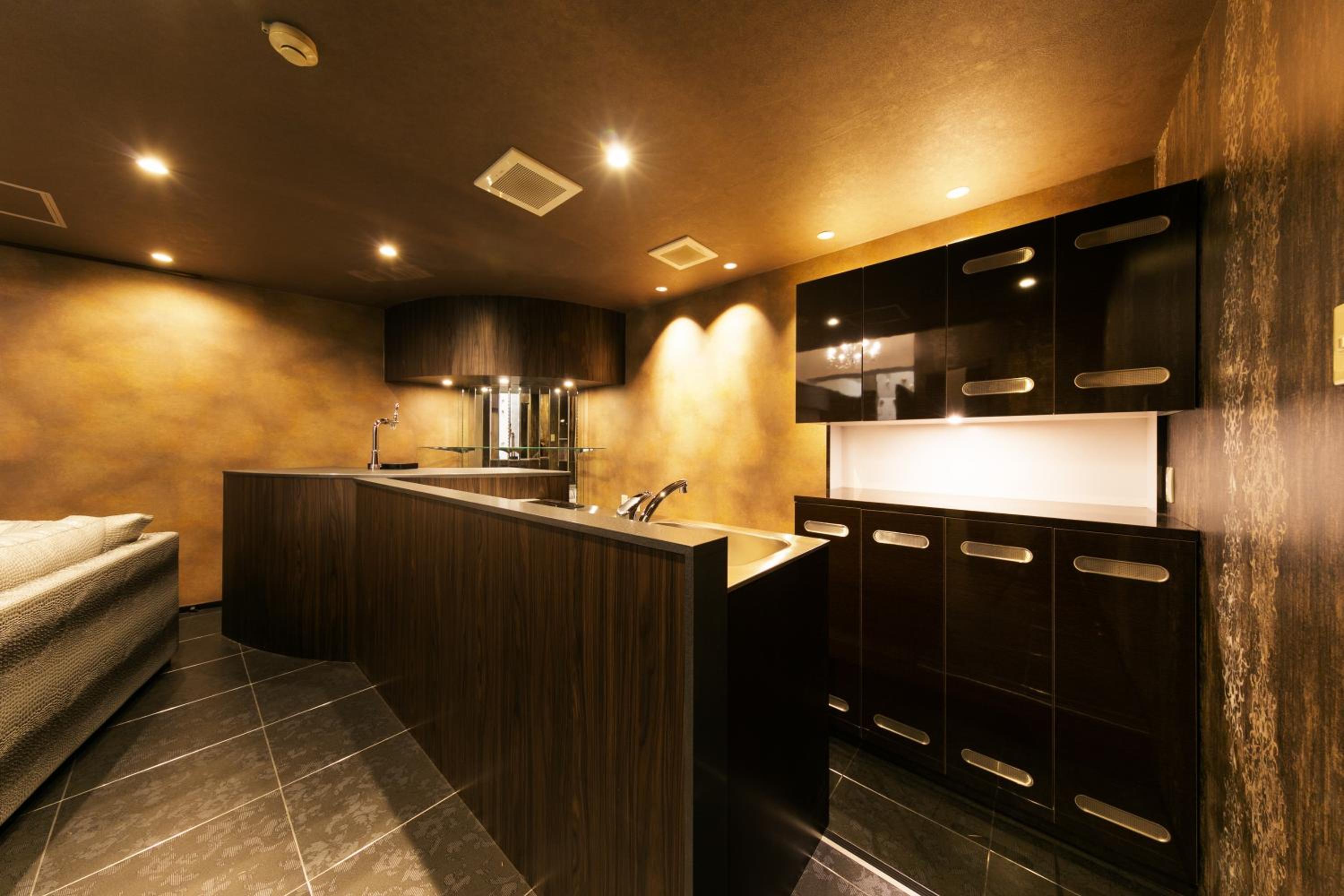 Suite - Photo 4