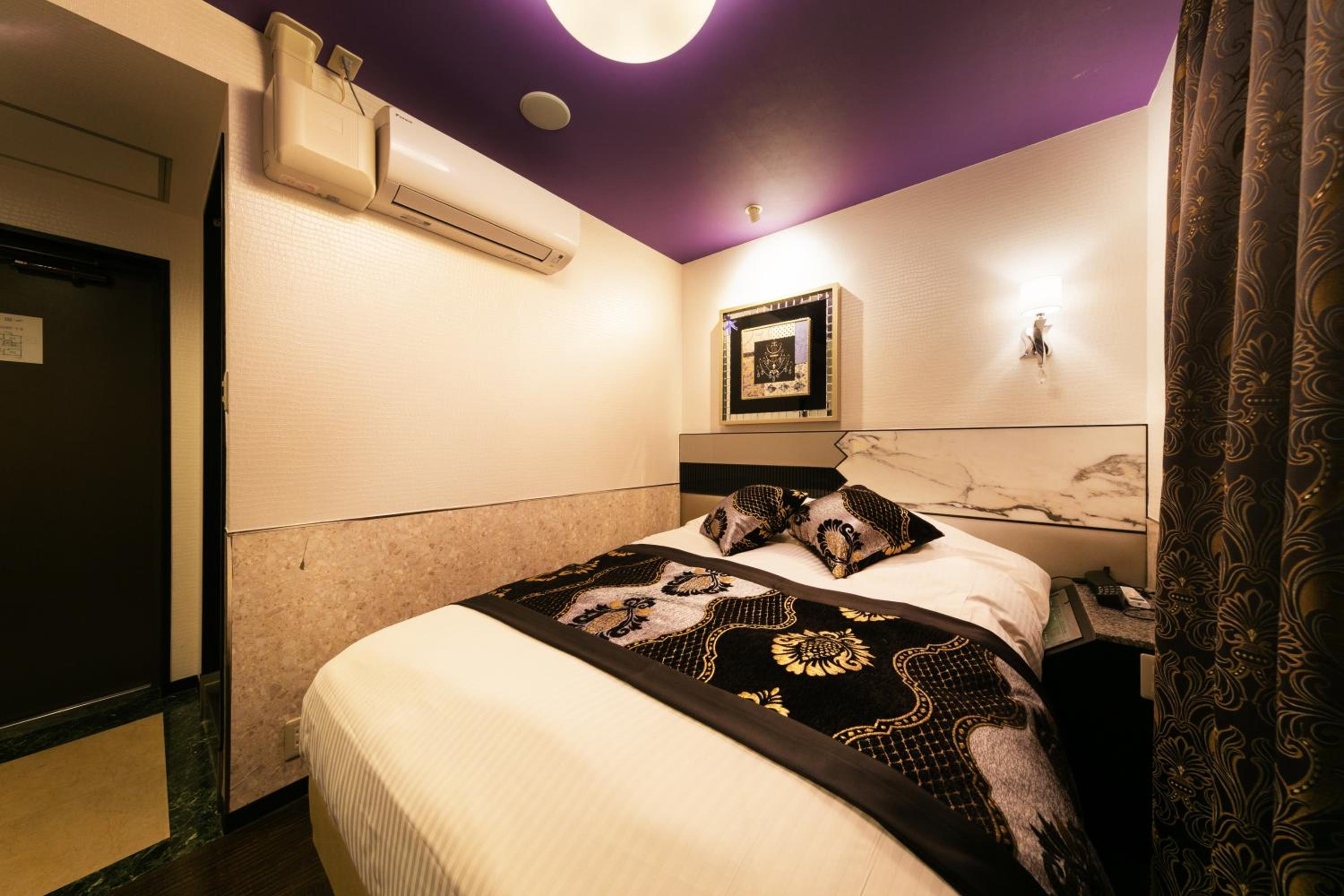 Economy Double Room - Photo 1