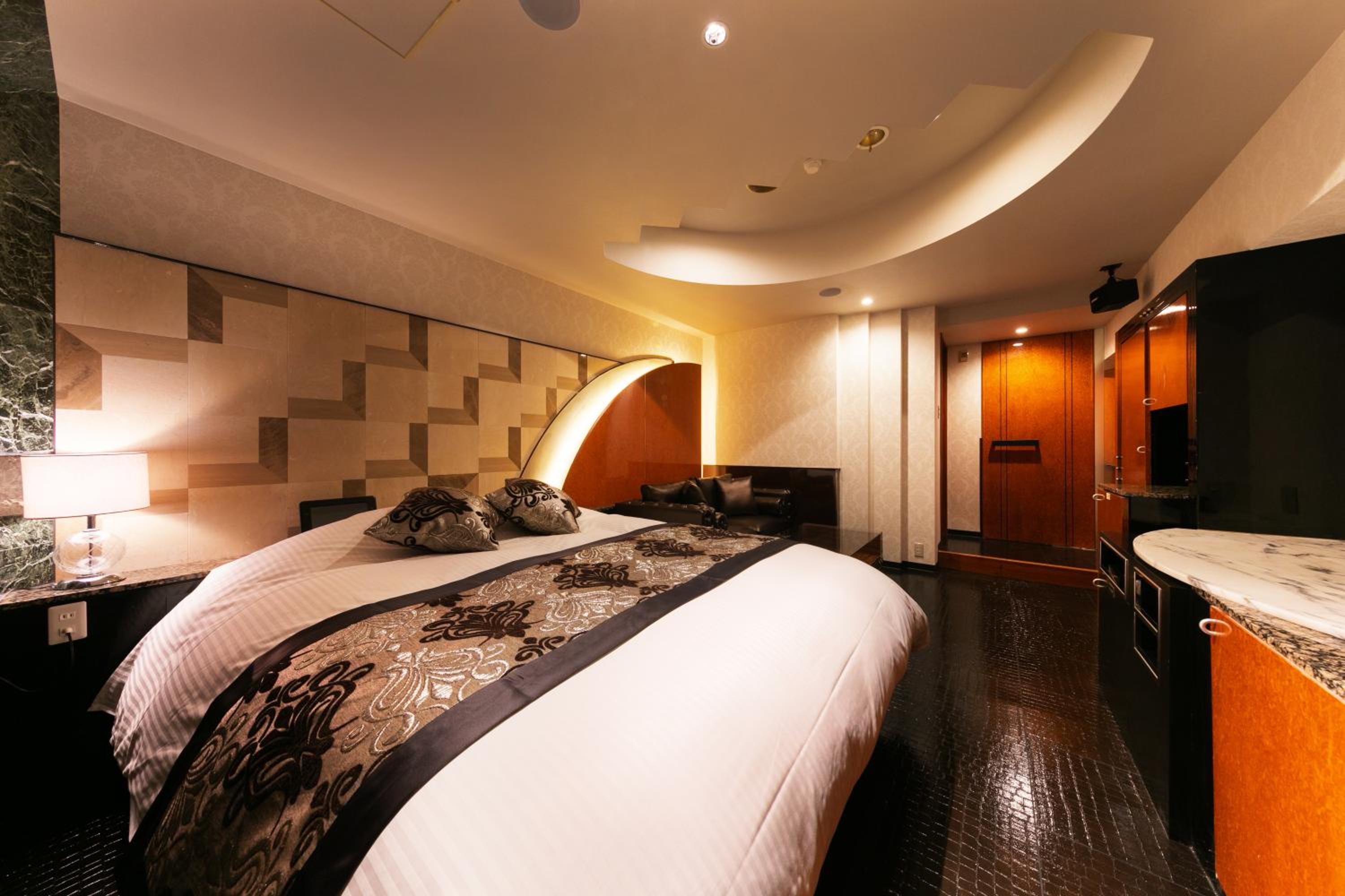 Standard Double Room - Photo 5