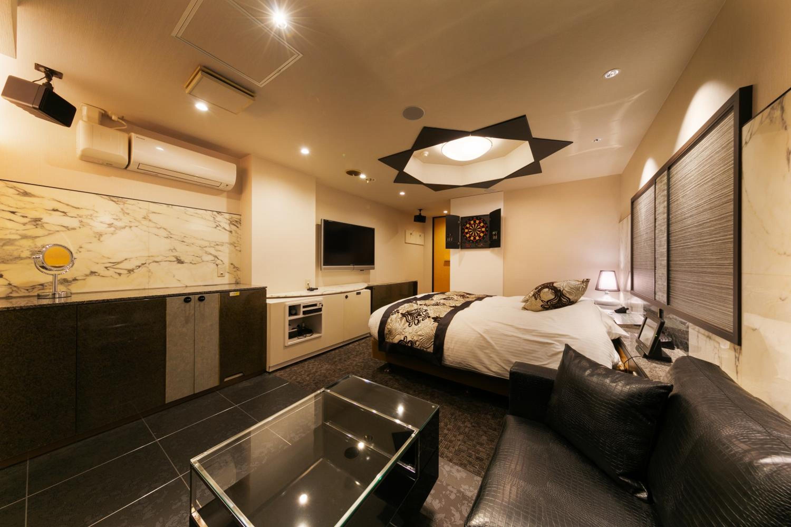 Standard Double Room - Photo 4