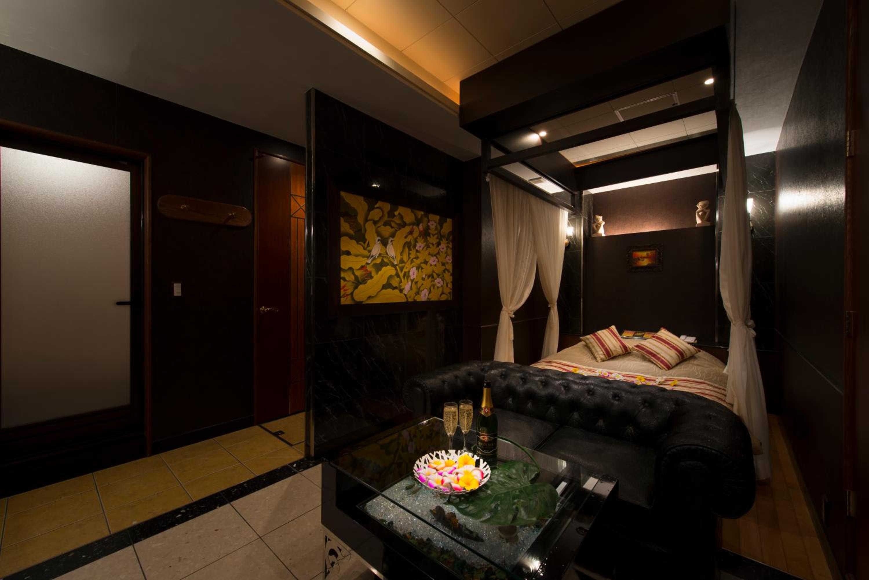 Double Room with Private Bathroom photo 1