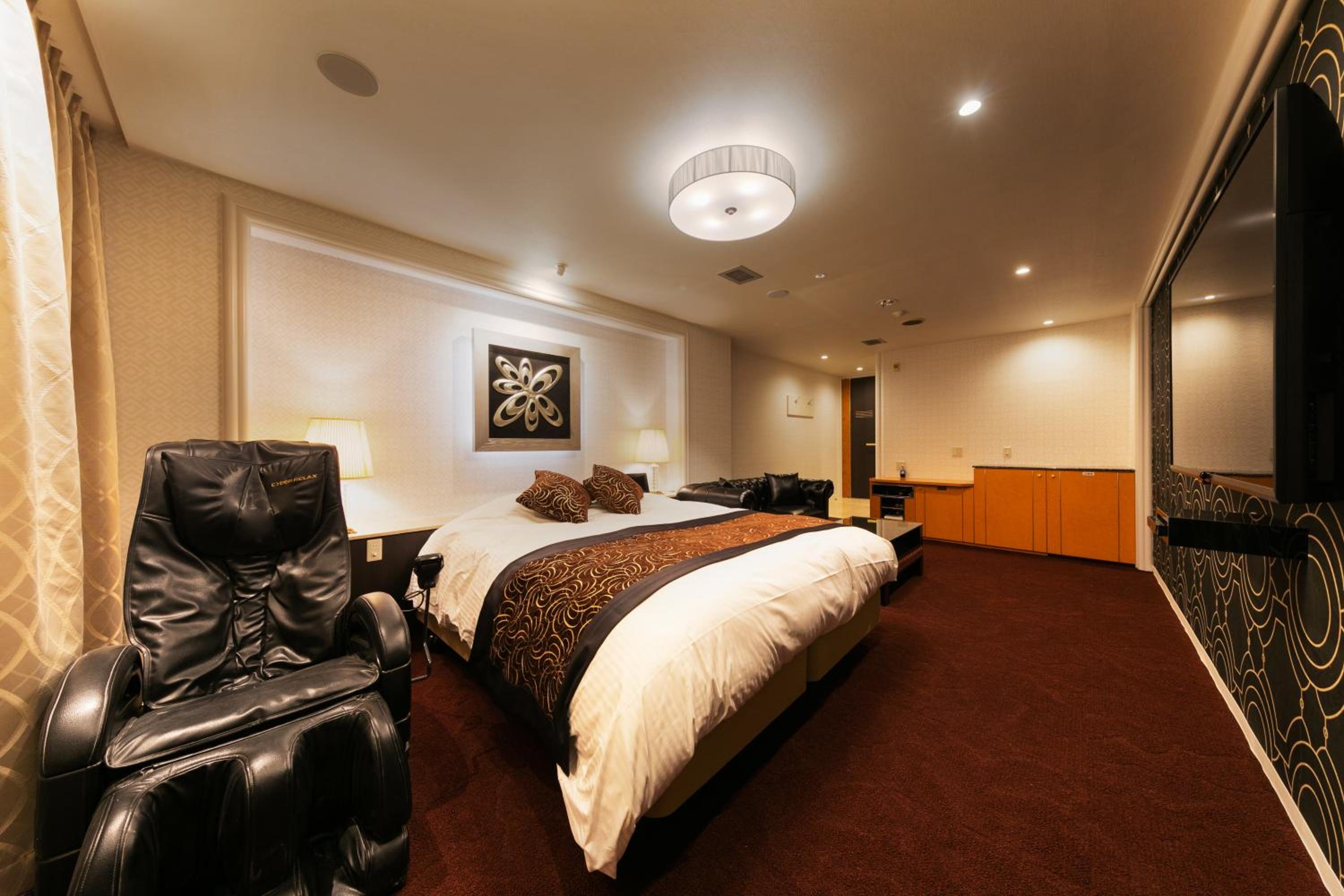 Deluxe Double Room - Photo 8